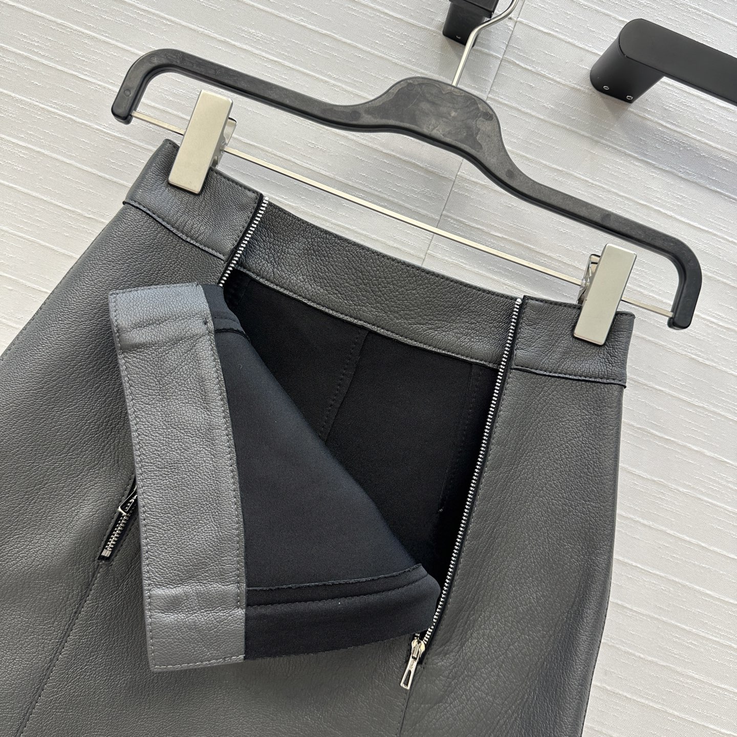 “High-End Tweeded Lambskin Women’s Suit with Double-Laced Design: Quality Details and New Zealand Sheep Skin” - 图片 4
