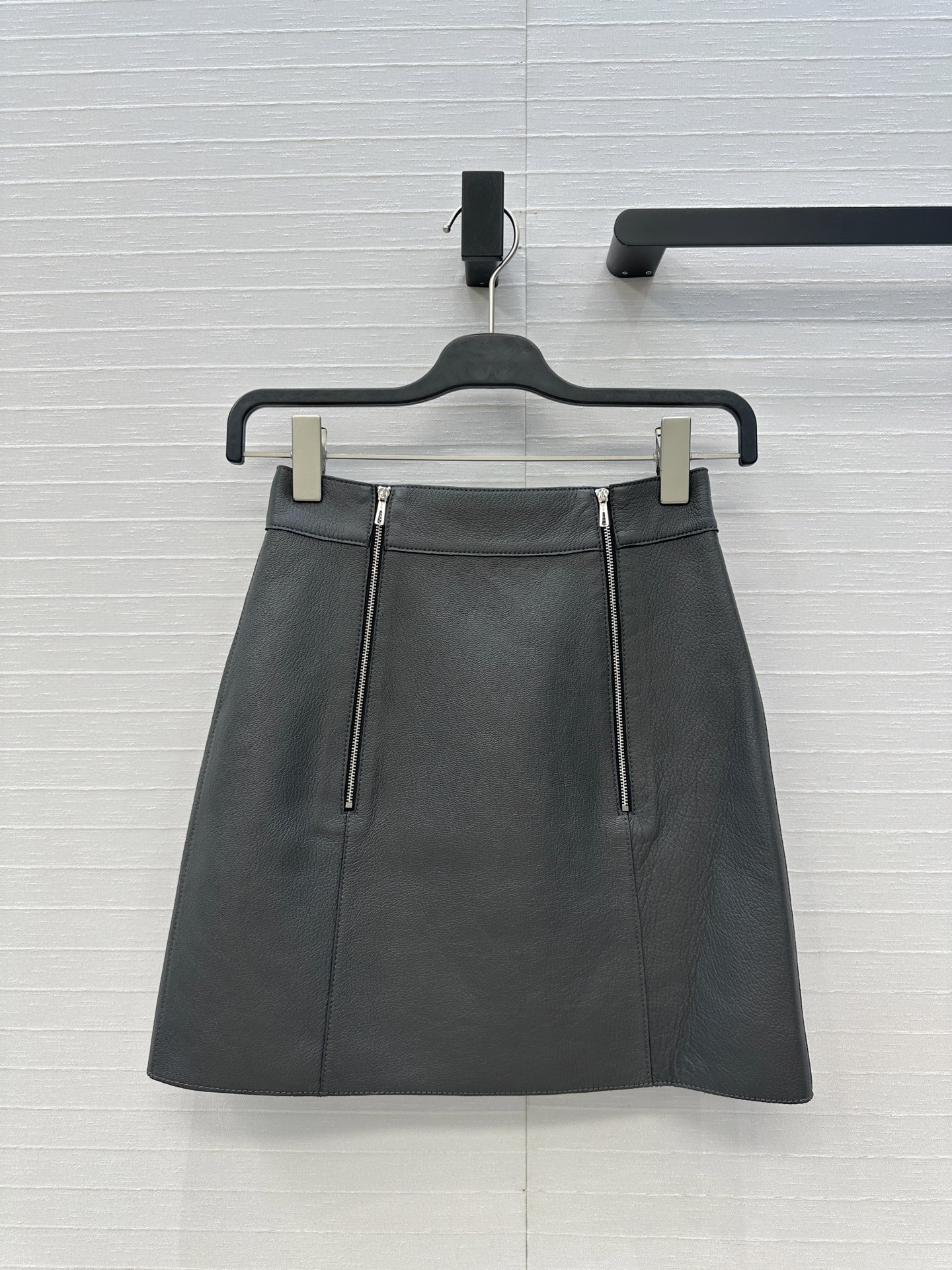 “High-End Tweeded Lambskin Women’s Suit with Double-Laced Design: Quality Details and New Zealand Sheep Skin”