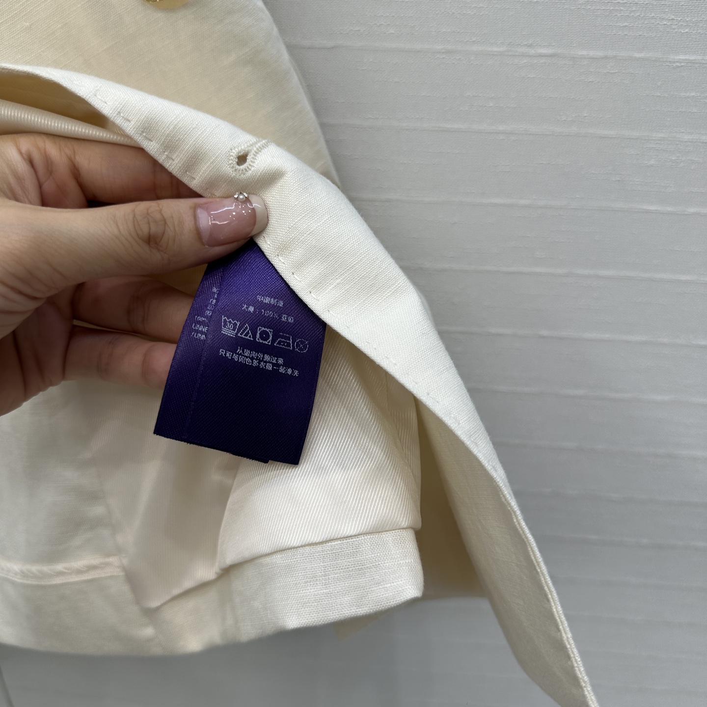 强烈推荐❤️拉夫紫标新品双排扣亚麻西装外套！极简休闲老钱风，微收腰身曲线让柔美在硬朗中升华，通勤穿搭轻松