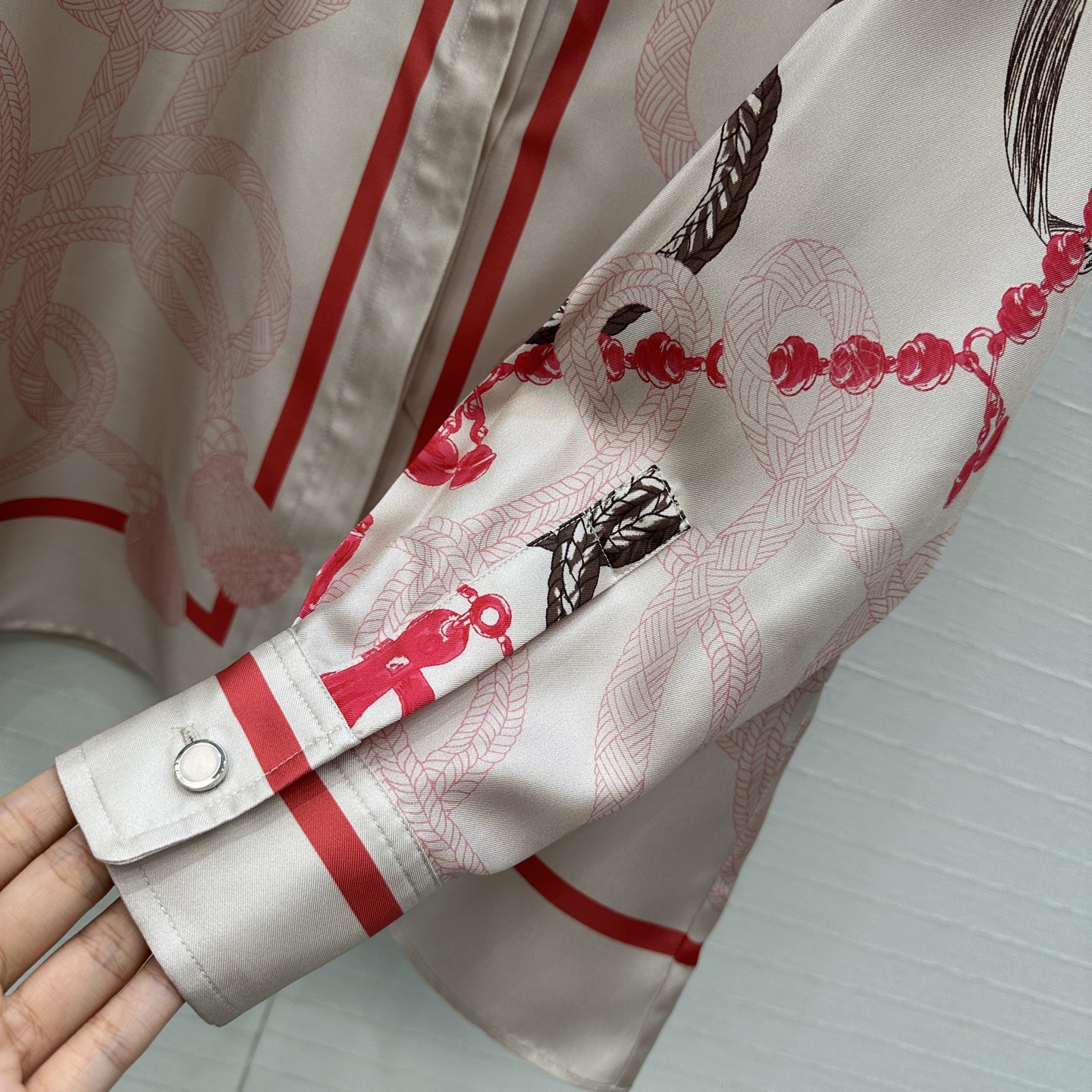 “P984 Palefroi Remix: High-Quality Silk Product with Aromatic Design Options” - 图片 6