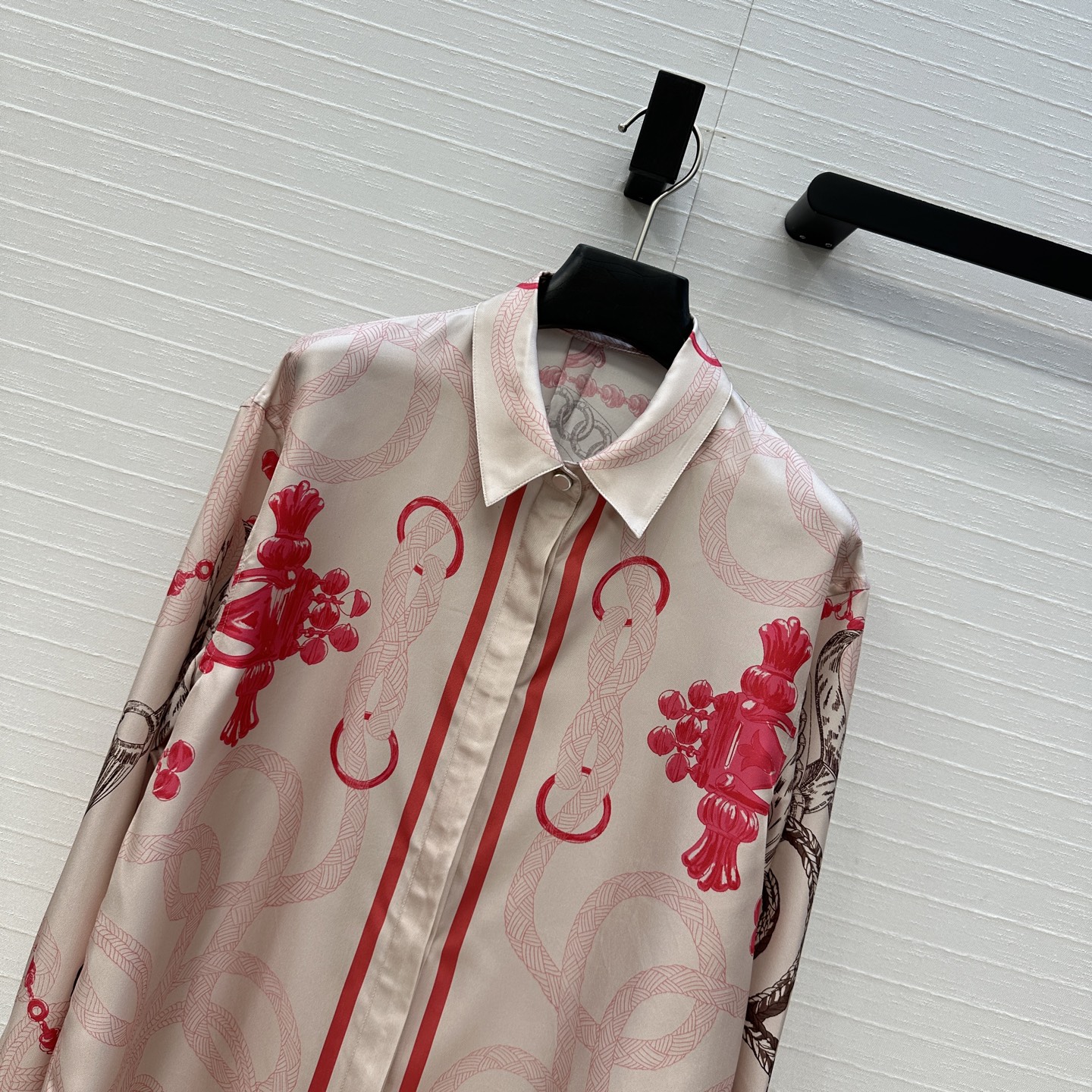 “P984 Palefroi Remix: High-Quality Silk Product with Aromatic Design Options” - 图片 2