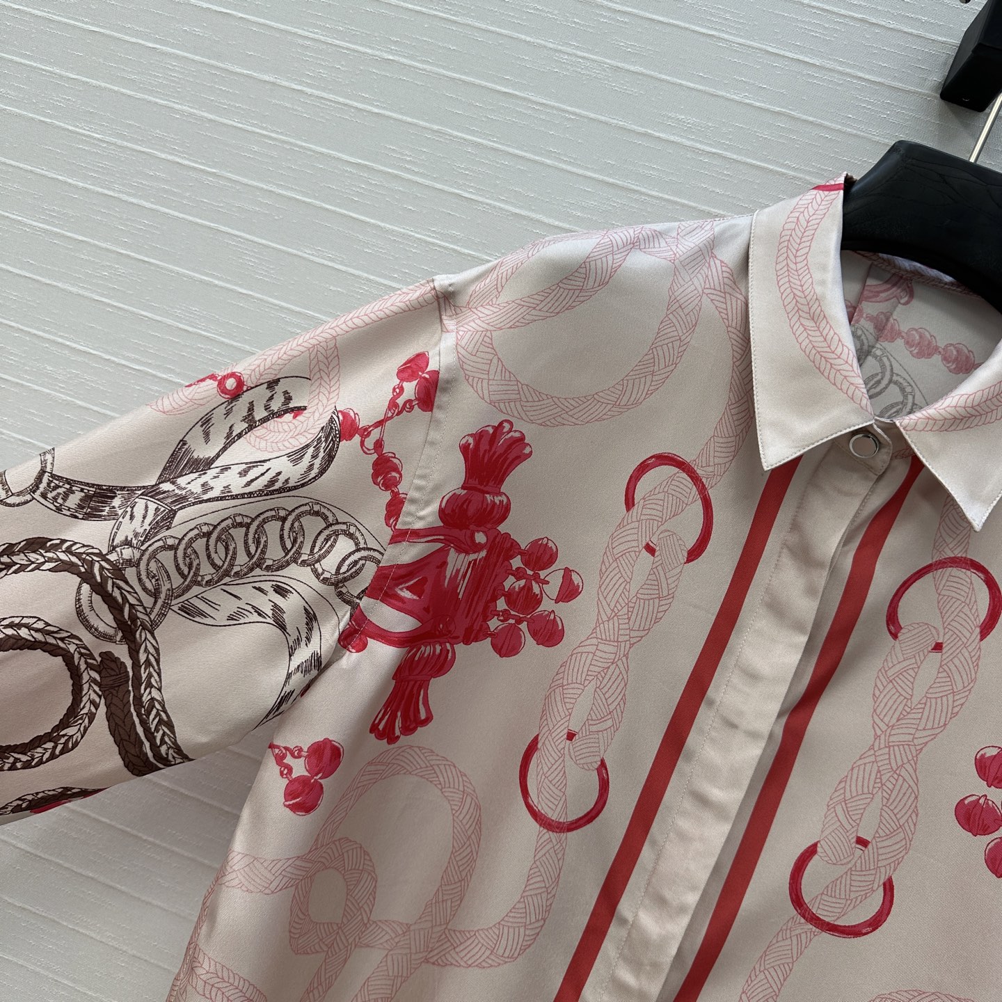“P984 Palefroi Remix: High-Quality Silk Product with Aromatic Design Options” - 图片 3