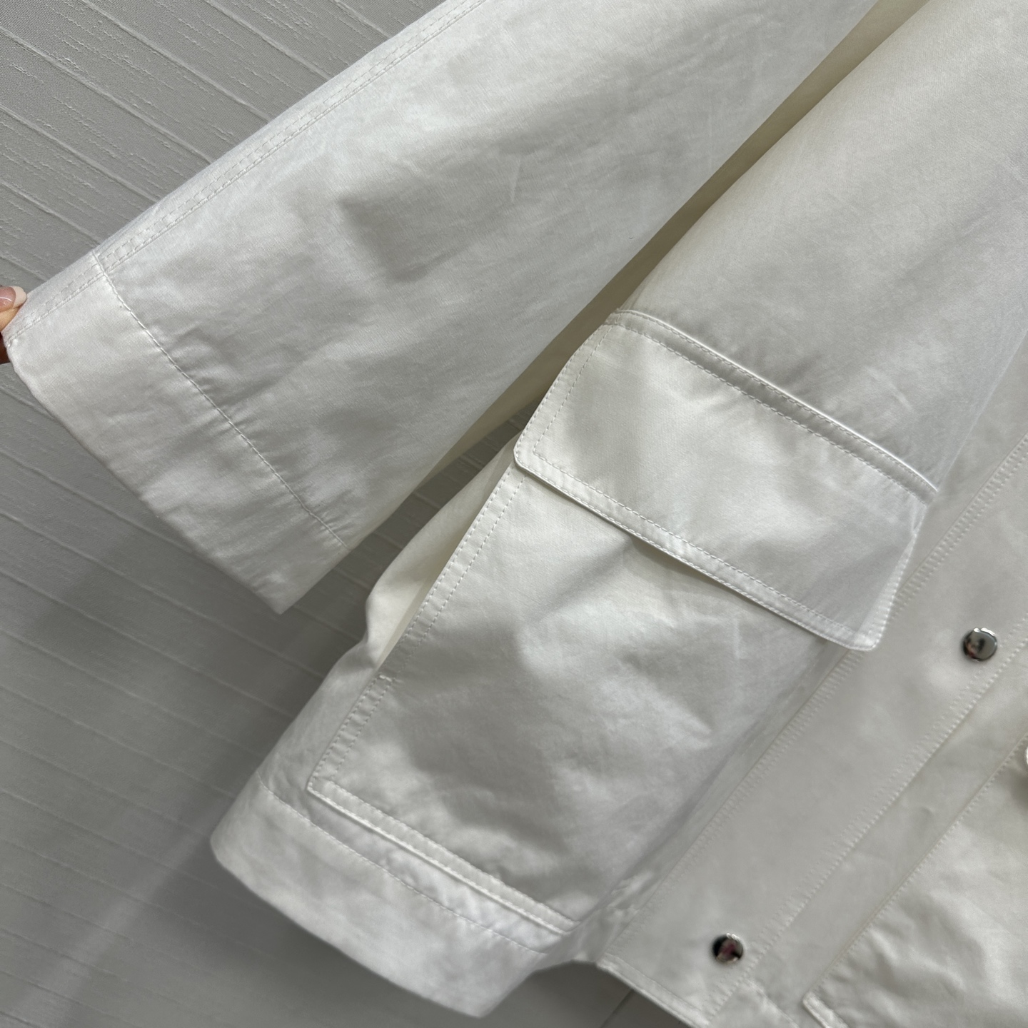 P984 Female Suit: White Jackets, American Style, Custom-Made Cotton, Detailed Design - 图片 4