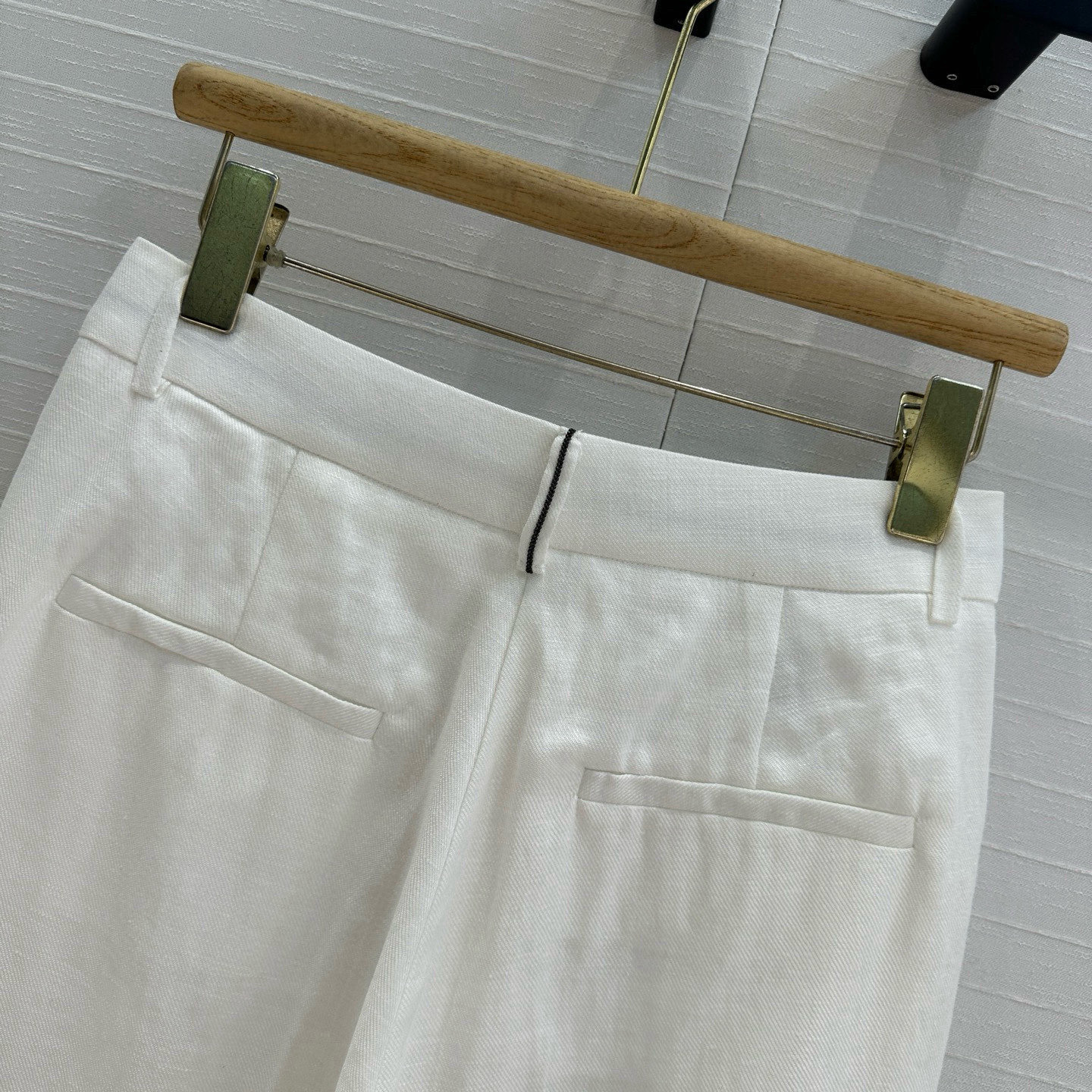 独家首发❤️Bc 25s早春新品，亚麻高腰褶裥西裤！老钱慵懒通勤随性的高级单品。笔挺却不厚重，舒服的不想