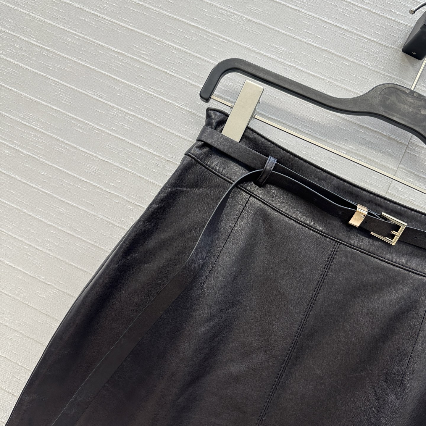 深紫色❤️独家首发💕高端原单品质，SlP高智感御姐风穿搭小羊皮高开叉半裙！中长款配腰带设计优雅大气。10