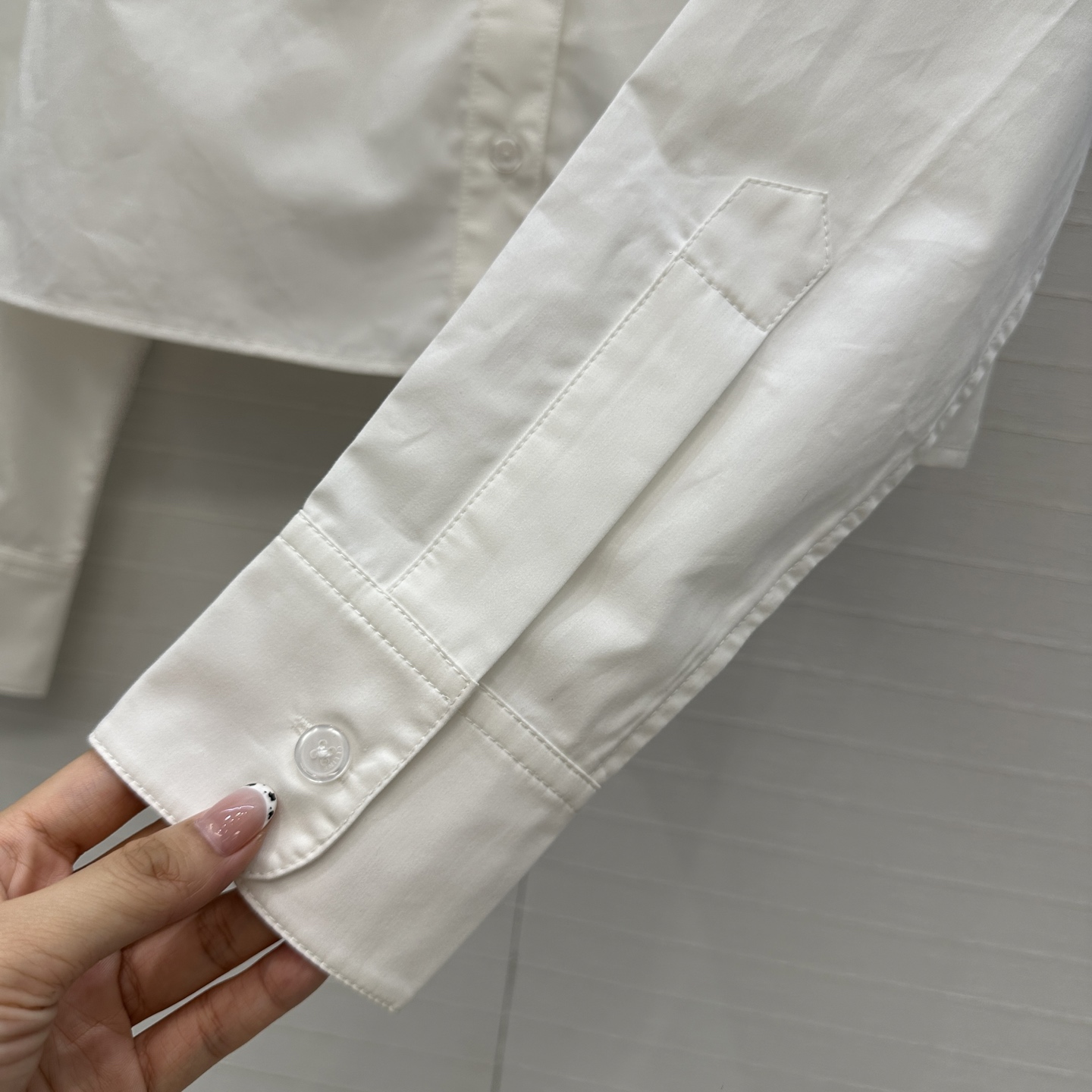 强烈推荐❤️Ce*25新品 花边娃娃领刺绣衬衫，复古文艺风凯旋门镂空刺绣低调奢华，干干净净的清冷减龄度假