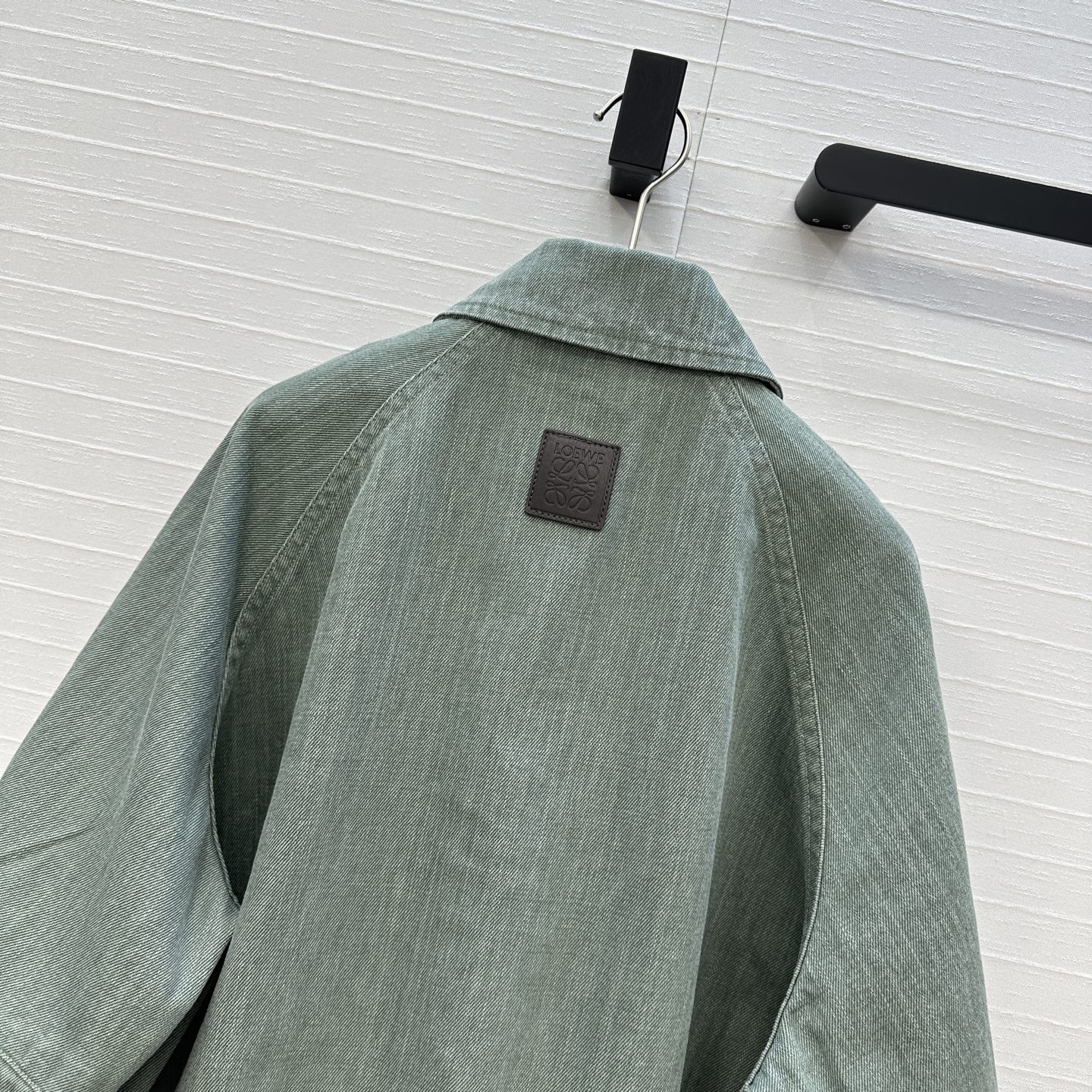 独家首发❤️爆单推荐，Lw时髦精穿搭！做旧双色织牛仔气球夹克外套！松弛感拉满的清爽look。进口牛仔筋骨