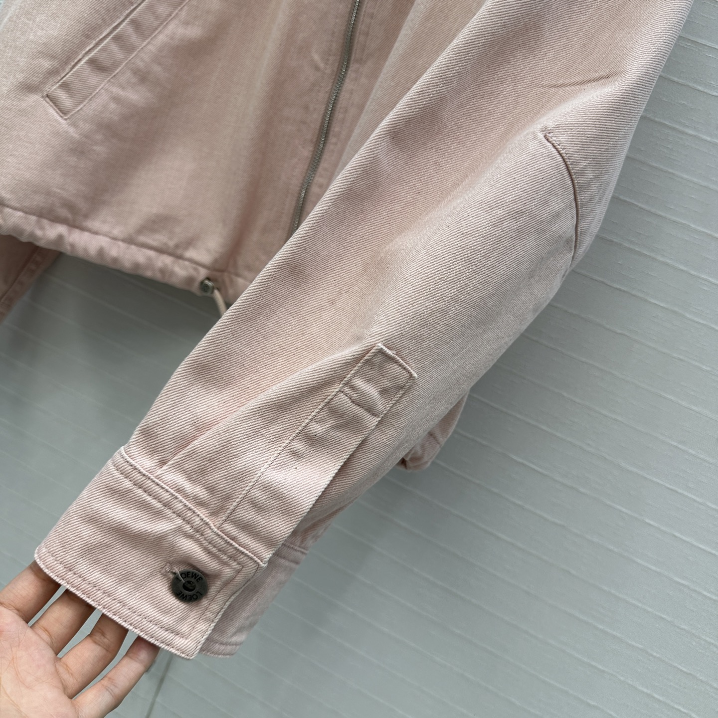 独家首发❤️爆单推荐，Lw时髦精穿搭！做旧双色织牛仔气球夹克外套！松弛感拉满的清爽look。进口牛仔筋骨