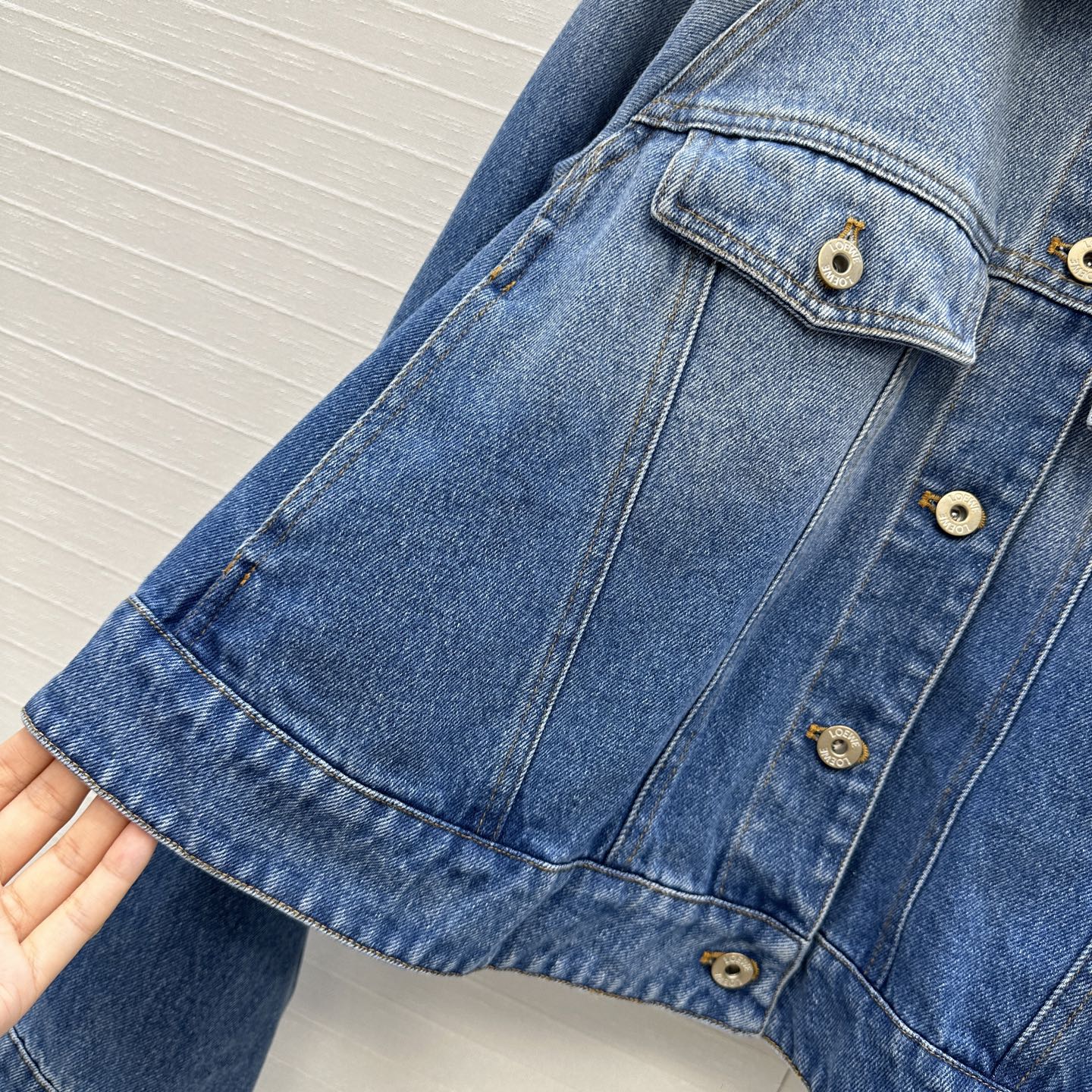 爆单推荐，Lw时髦精穿搭！复古洗水蓝丹宁A摆夹克牛仔外套！摩登时髦overziseA摆设计！经典短款版型