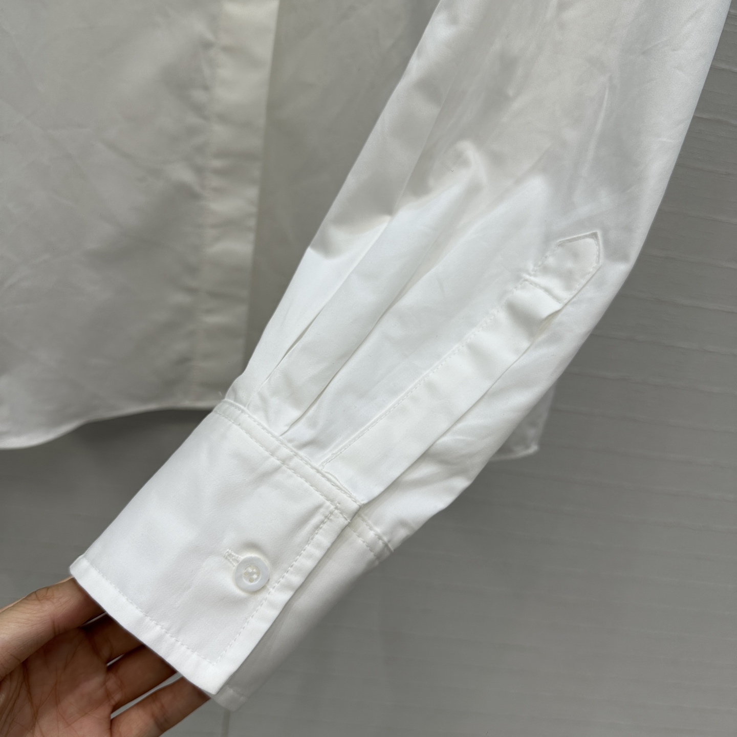 “Exclusive P612 Women’s Suit: Classic Style with Fine Details for Leisurely Commuting – Size S” - 图片 6