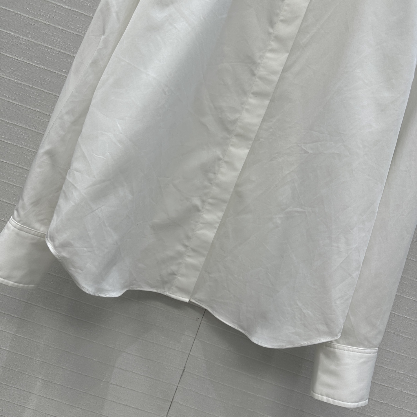 “Exclusive P612 Women’s Suit: Classic Style with Fine Details for Leisurely Commuting – Size S” - 图片 5