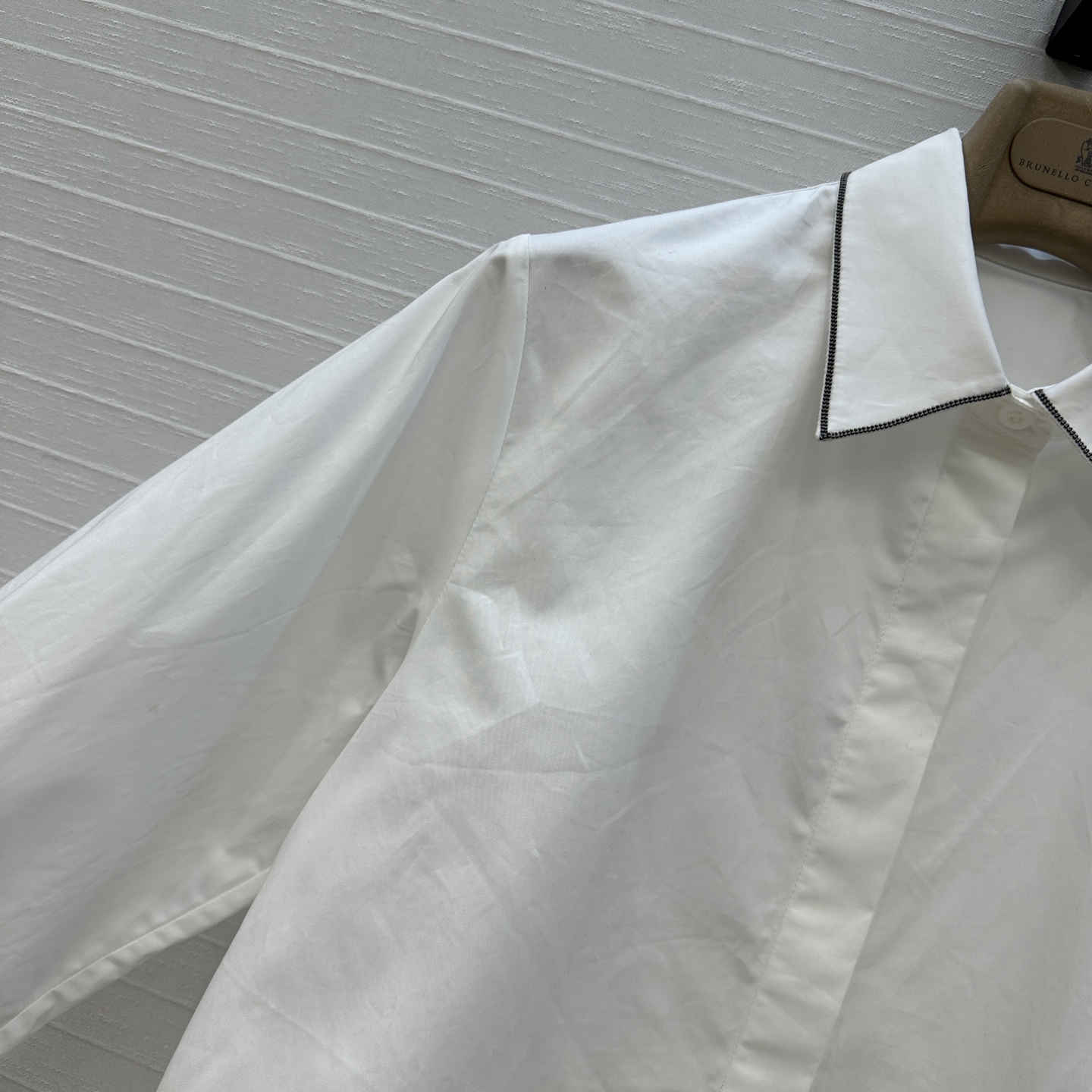 “Exclusive P612 Women’s Suit: Classic Style with Fine Details for Leisurely Commuting – Size S” - 图片 3