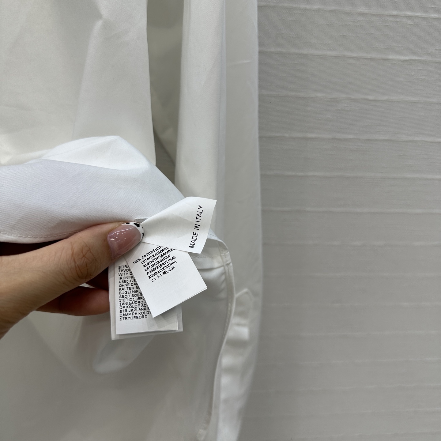 “Exclusive P612 Women’s Suit: Classic Style with Fine Details for Leisurely Commuting – Size S” - 图片 7