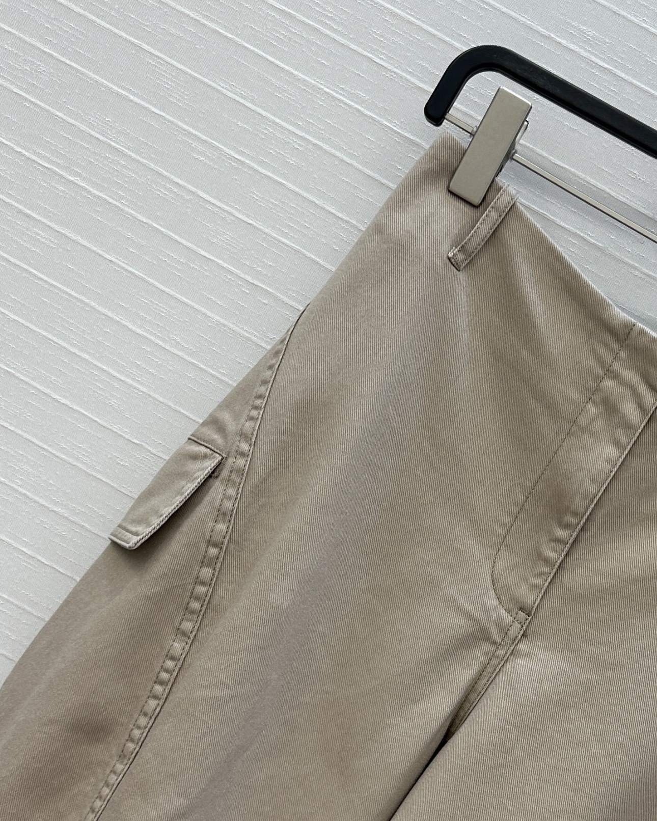 原单品质❤️定制米灰色和紫红色超好看显白🔥Alai*25新品斜贴袋圆筒工装裤！复古休闲工装风元素减龄时髦