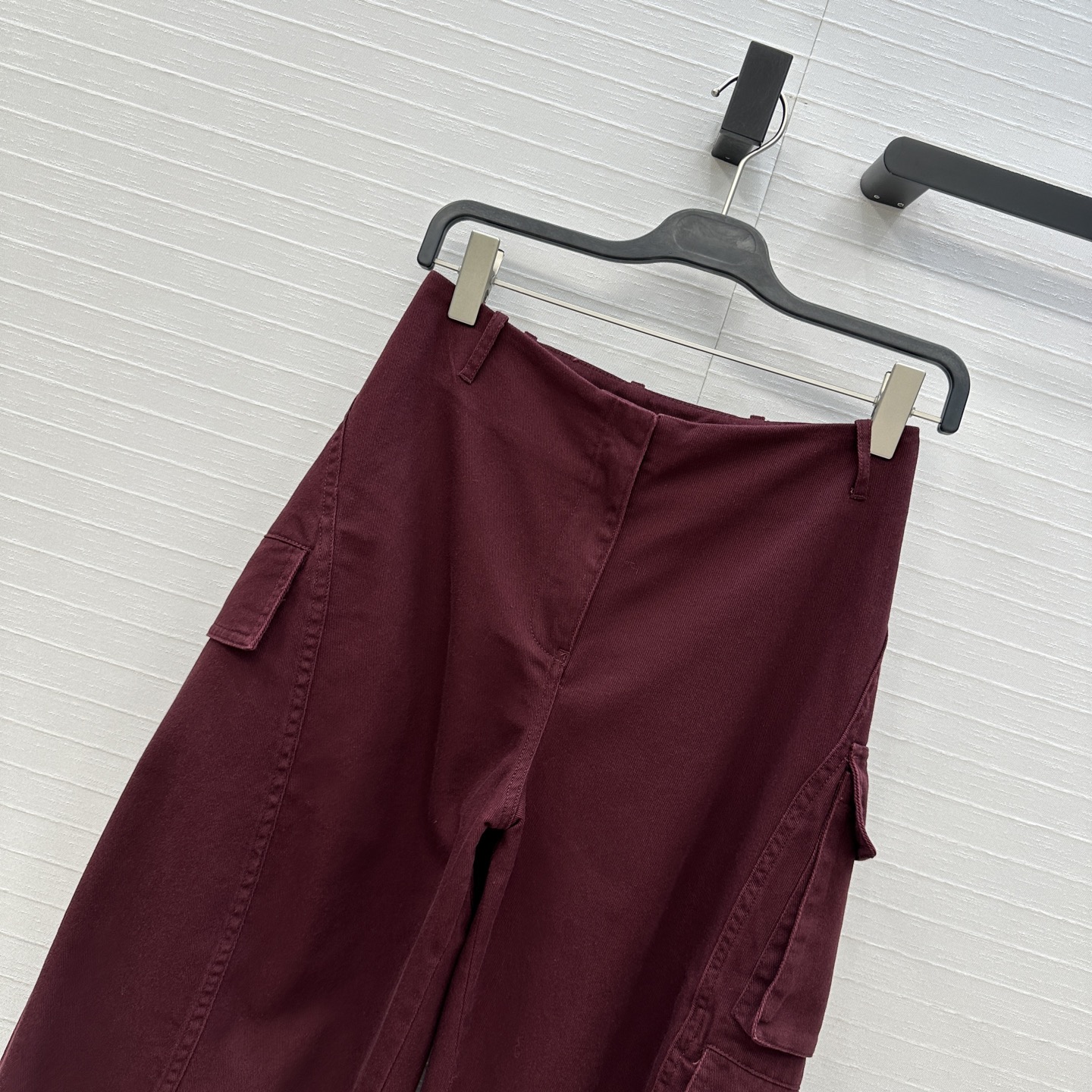 原单品质❤️定制米灰色和紫红色超好看显白🔥Alai*25新品斜贴袋圆筒工装裤！复古休闲工装风元素减龄时髦