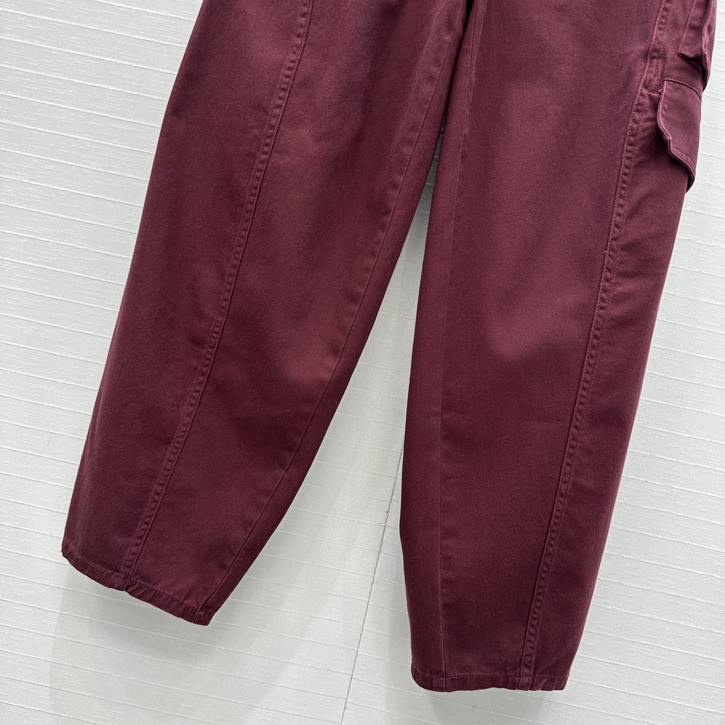 原单品质❤️定制米灰色和紫红色超好看显白🔥Alai*25新品斜贴袋圆筒工装裤！复古休闲工装风元素减龄时髦