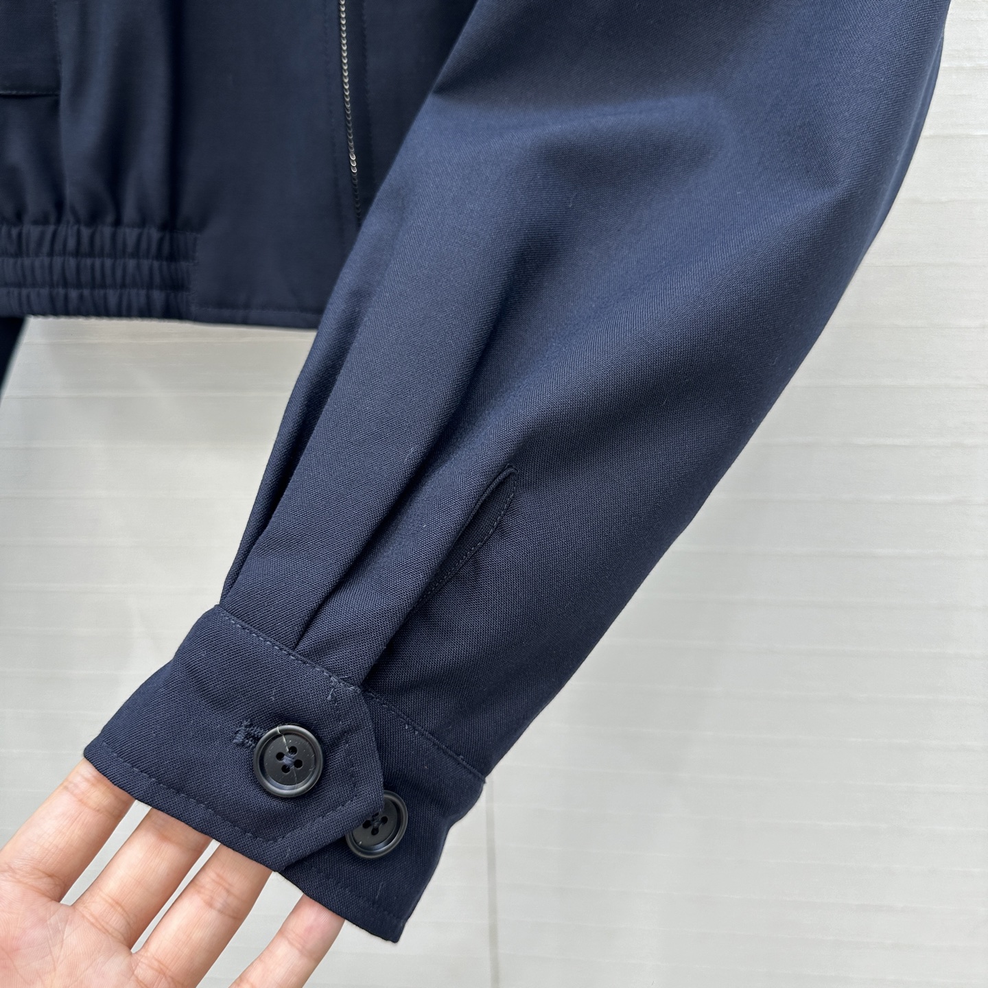 强烈推荐❤️miu系少女穿搭！知性分子学院风落肩短款夹克外套！撞色罗纹翻领拼接可拆卸设计，甜酷兼备减龄穿