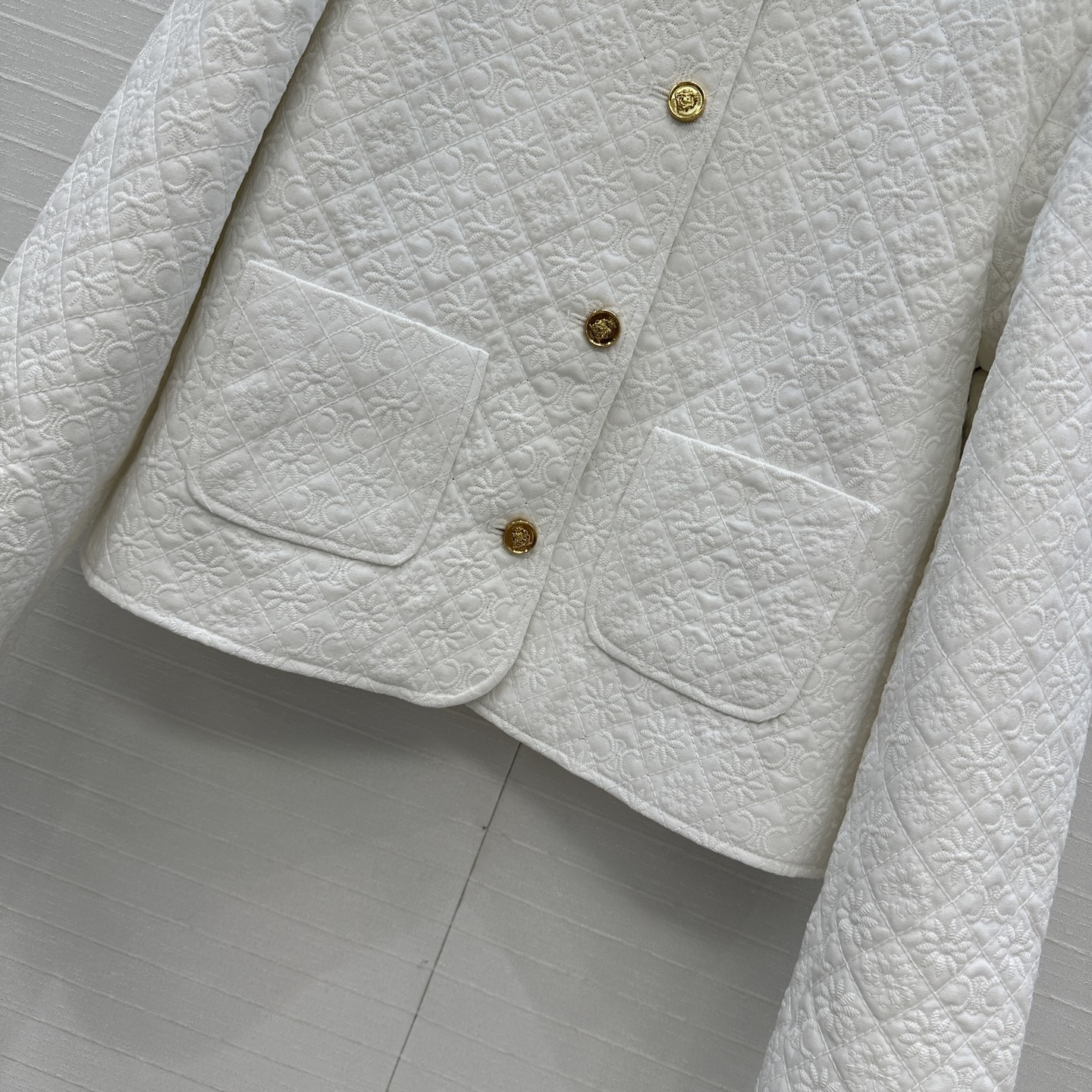 “Customized Logo Flower Embroidery Dress Package Review: Elegant H-Style Design” - 图片 5