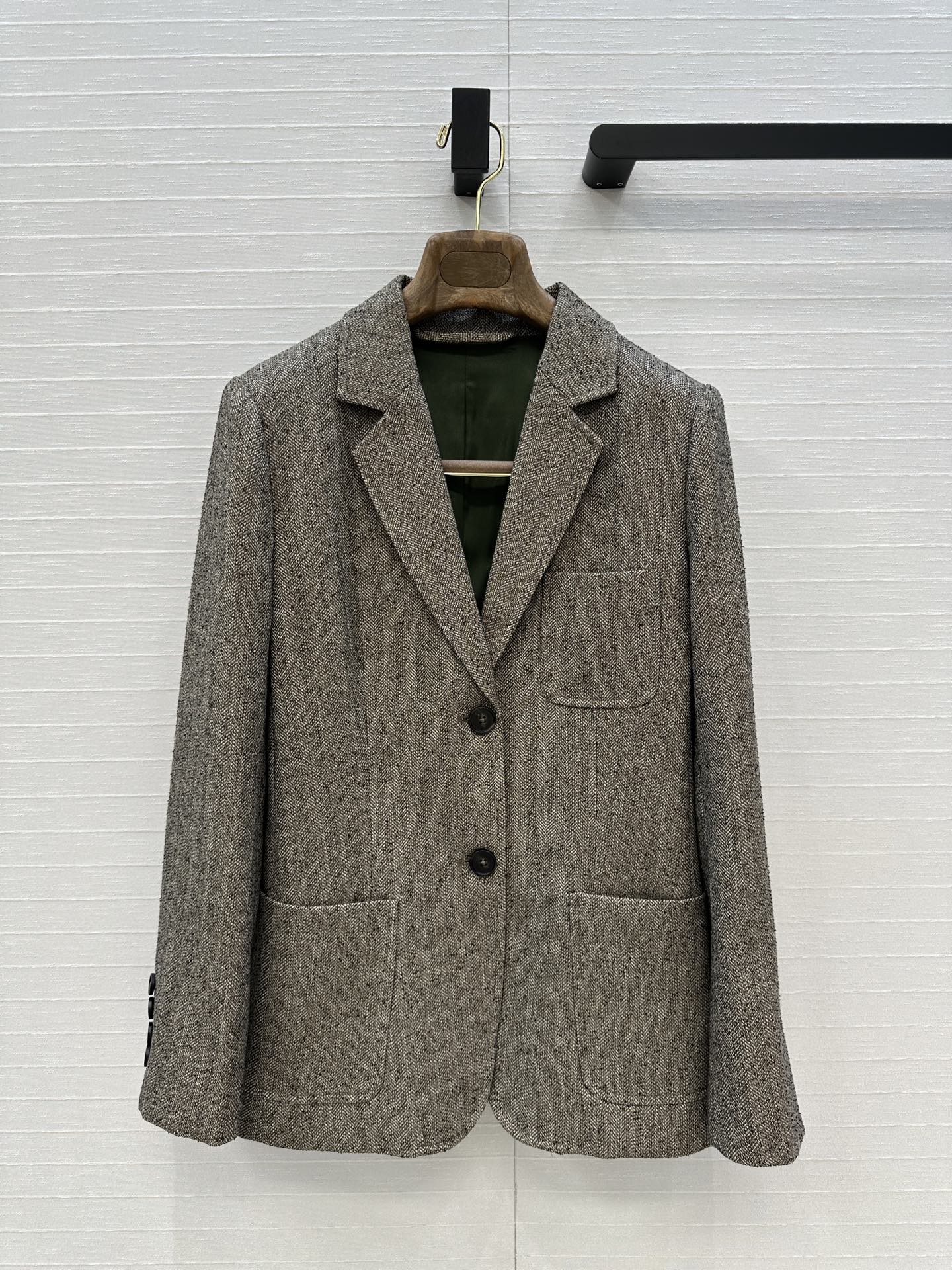 “Customize One-Size-Fits-All Female Suit with Strong Package: Elegant, Leisurely Commuting, Job Quality Reading” - 图片 1