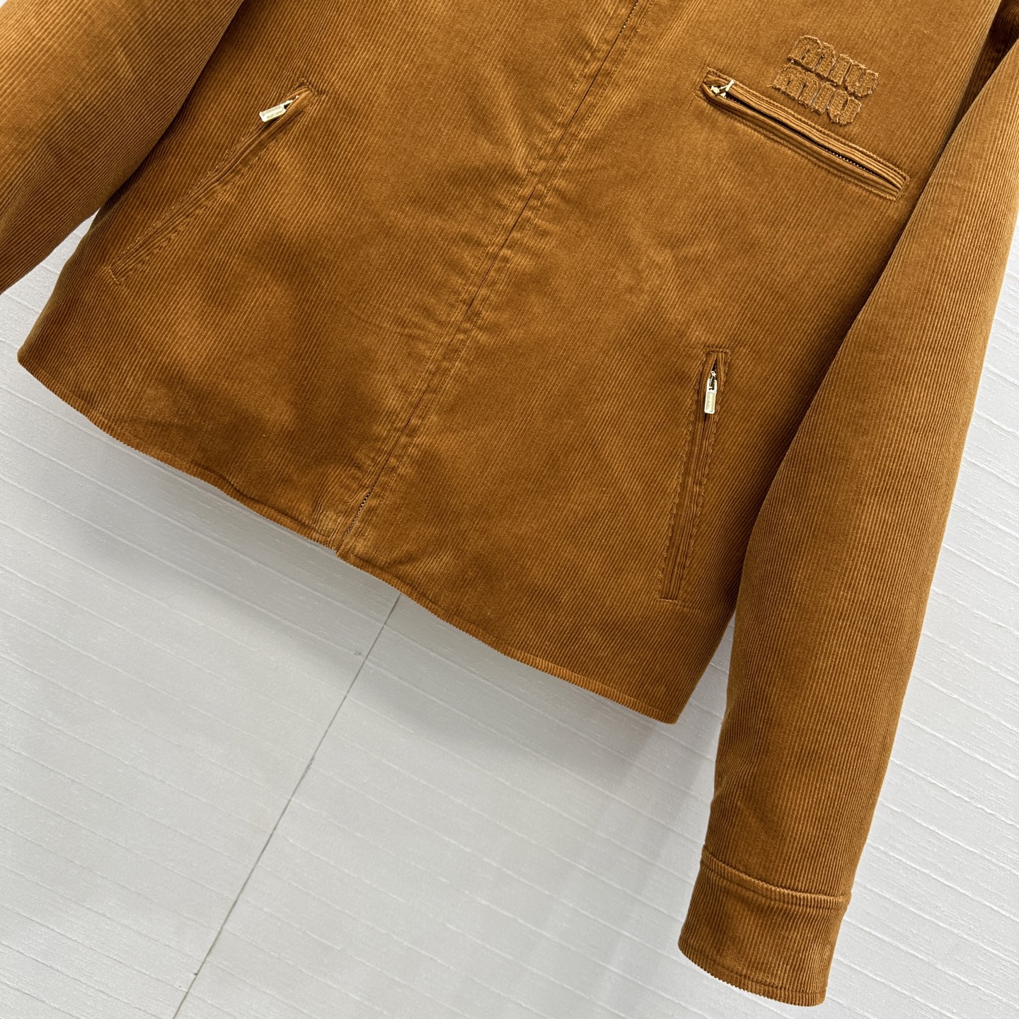 独家首发❤️原单品质！miu系少女知识分子时髦穿搭！真皮翻领拼接灯芯绒棉服外套！立体剪裁短款H版型演绎秋