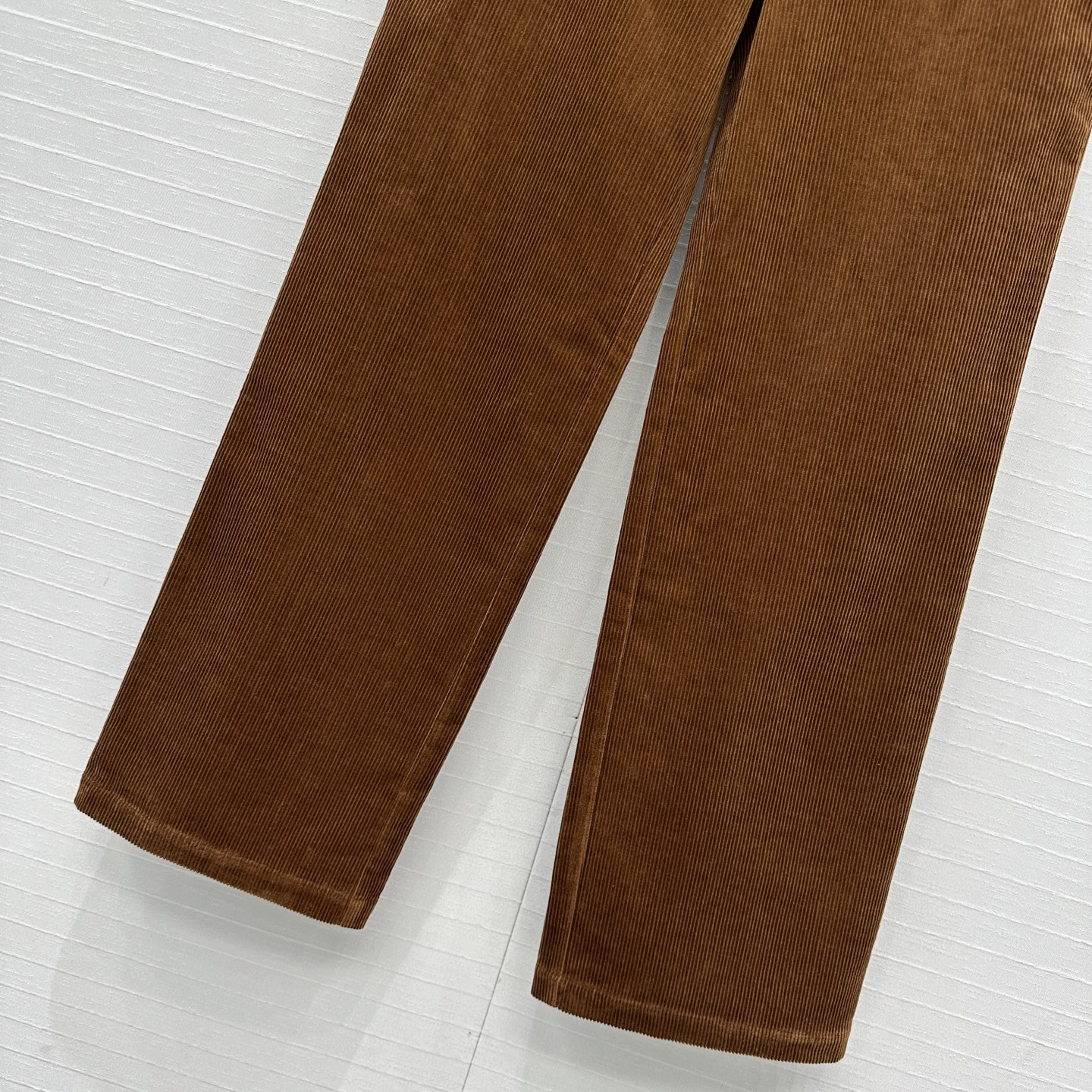 独家首发❤️原单品质！miu系少女知识分子时髦穿搭！贴绣字母灯芯绒时髦直筒裤！极简主义设计慵懒随性的高级