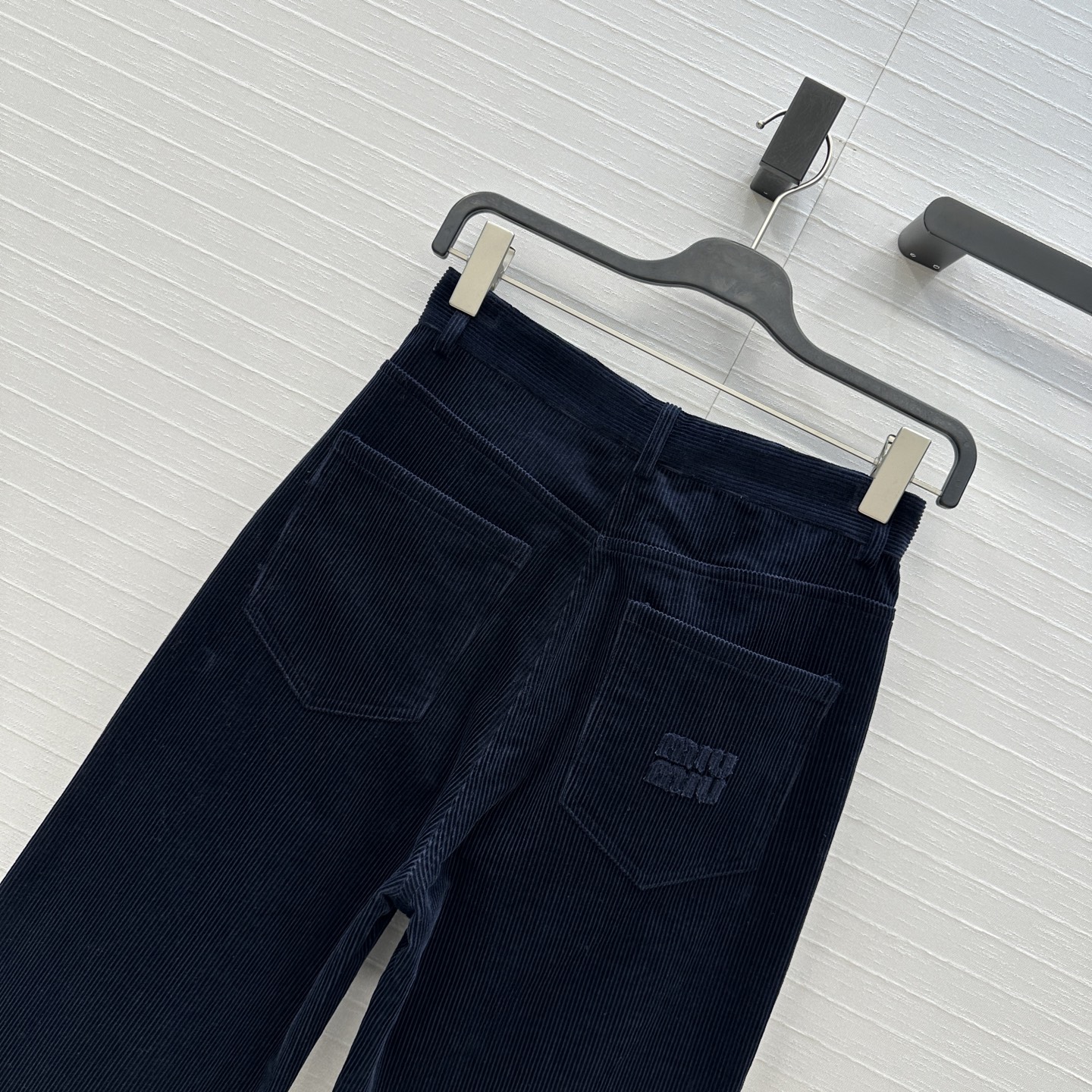 独家首发❤️原单品质！miu系少女知识分子时髦穿搭！贴绣字母灯芯绒时髦直筒裤！极简主义设计慵懒随性的高级