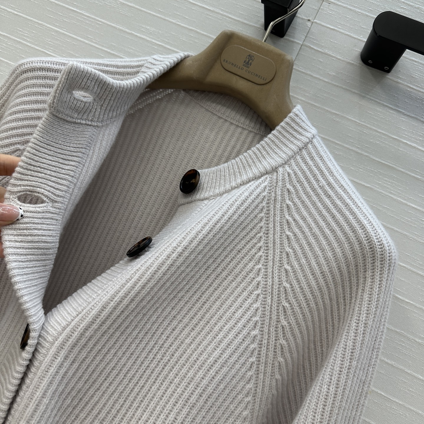 独家首发🍒高端品质！BC新品羊绒针织开衫外套！单排扣圆领长青款设计简约意式老钱风，版型慵懒随性优雅不挑人