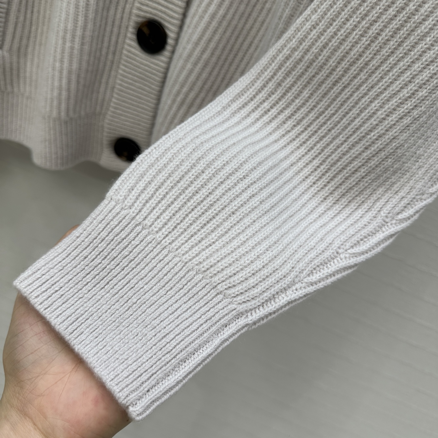 独家首发🍒高端品质！BC新品羊绒针织开衫外套！单排扣圆领长青款设计简约意式老钱风，版型慵懒随性优雅不挑人