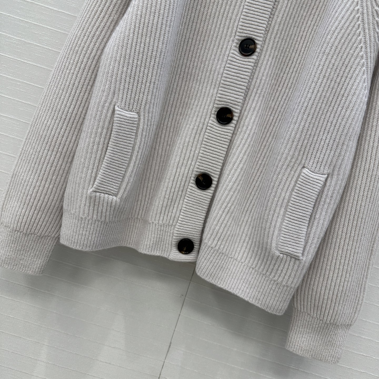 独家首发🍒高端品质！BC新品羊绒针织开衫外套！单排扣圆领长青款设计简约意式老钱风，版型慵懒随性优雅不挑人