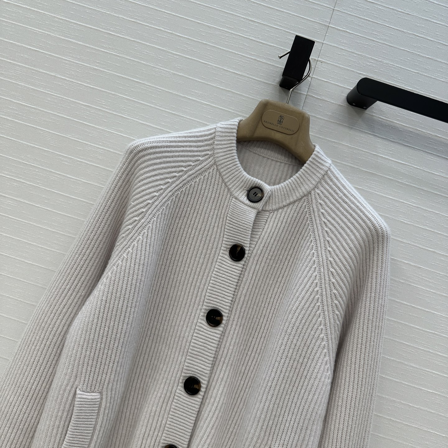 独家首发🍒高端品质！BC新品羊绒针织开衫外套！单排扣圆领长青款设计简约意式老钱风，版型慵懒随性优雅不挑人