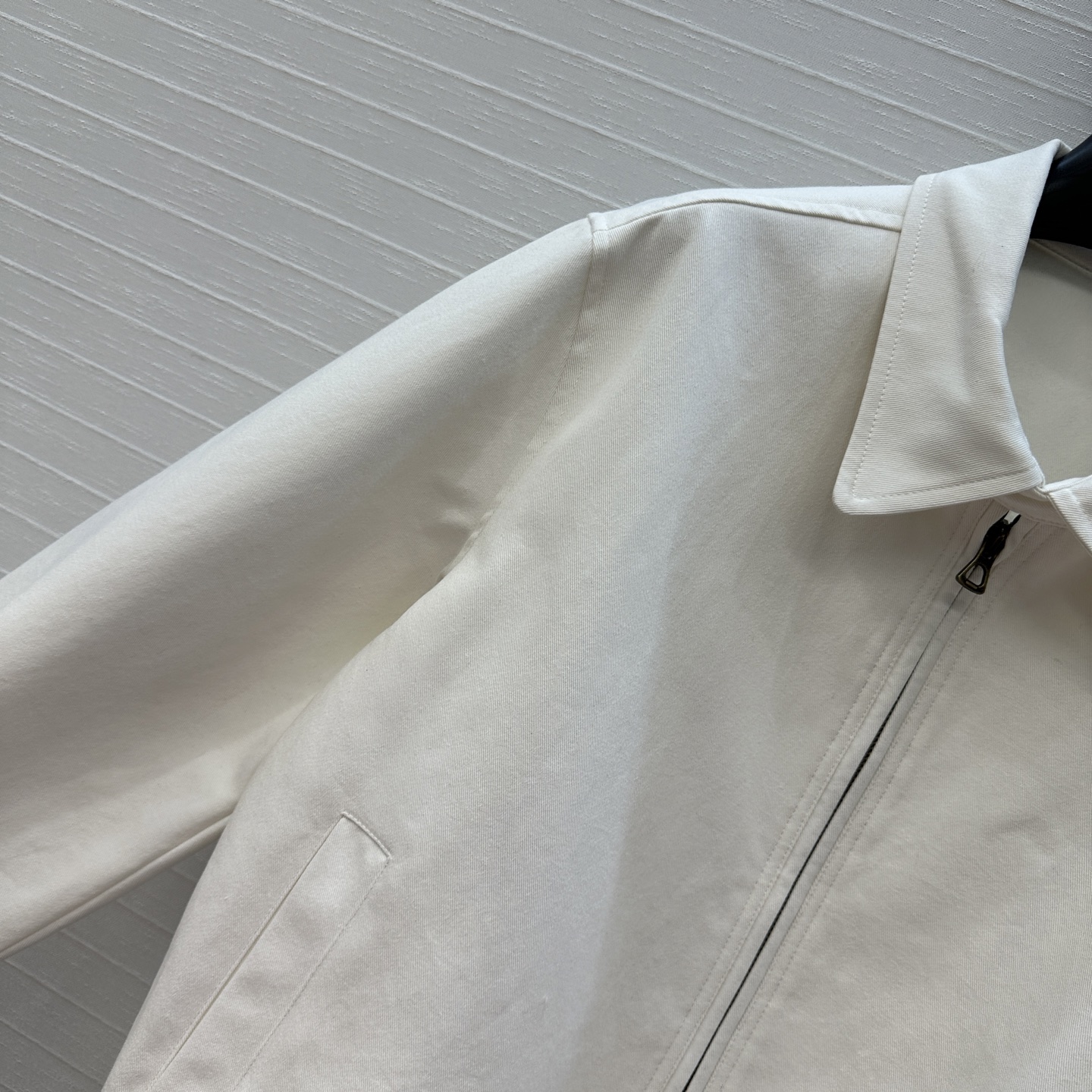 强烈推荐❤️RL长期主义穿搭 老干部风夹克外套，经典logo刺绣徽标点缀，短款拉链版型上身休闲帅气不挑人