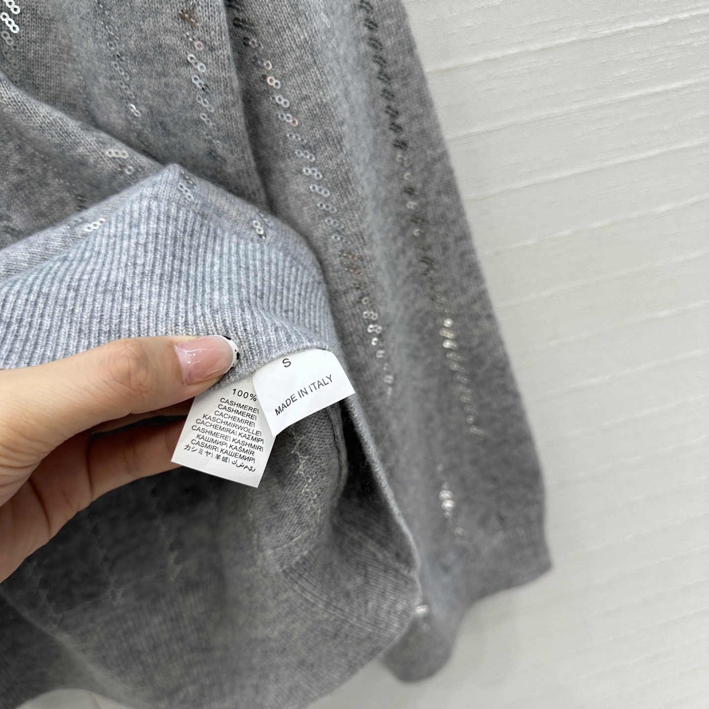 独家首发🍒高端品质！Bc老钱风穿搭，意奢风珠片条纹刺绣羊绒上衣。慵懒自在的氛围感！极简老钱休闲穿搭，打造