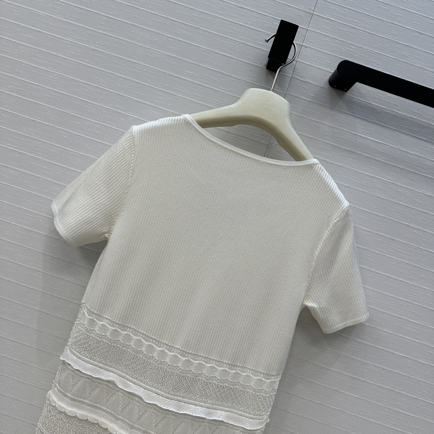 强烈推荐❤️Alai*新品芭蕾风镂空针织连衣裙，气质高级单品！低方领双开拉链设计层次感花边立体蓬蓬裙摆版