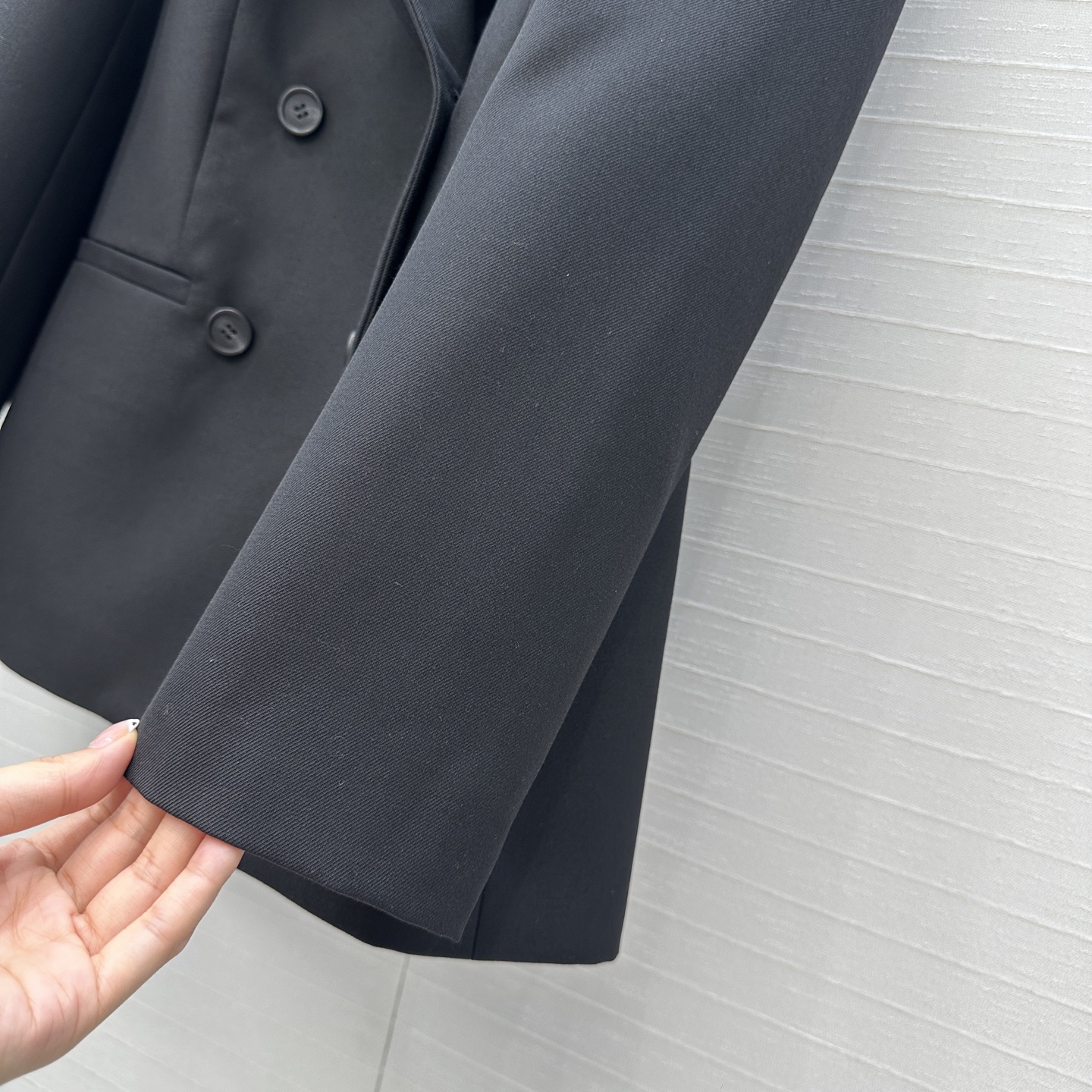 独家首发❤️高端原单品质❤️ Alai*新品高智感黑色😎穿搭！黑色羊毛华达呢连帽设计西装外套，休闲不失气