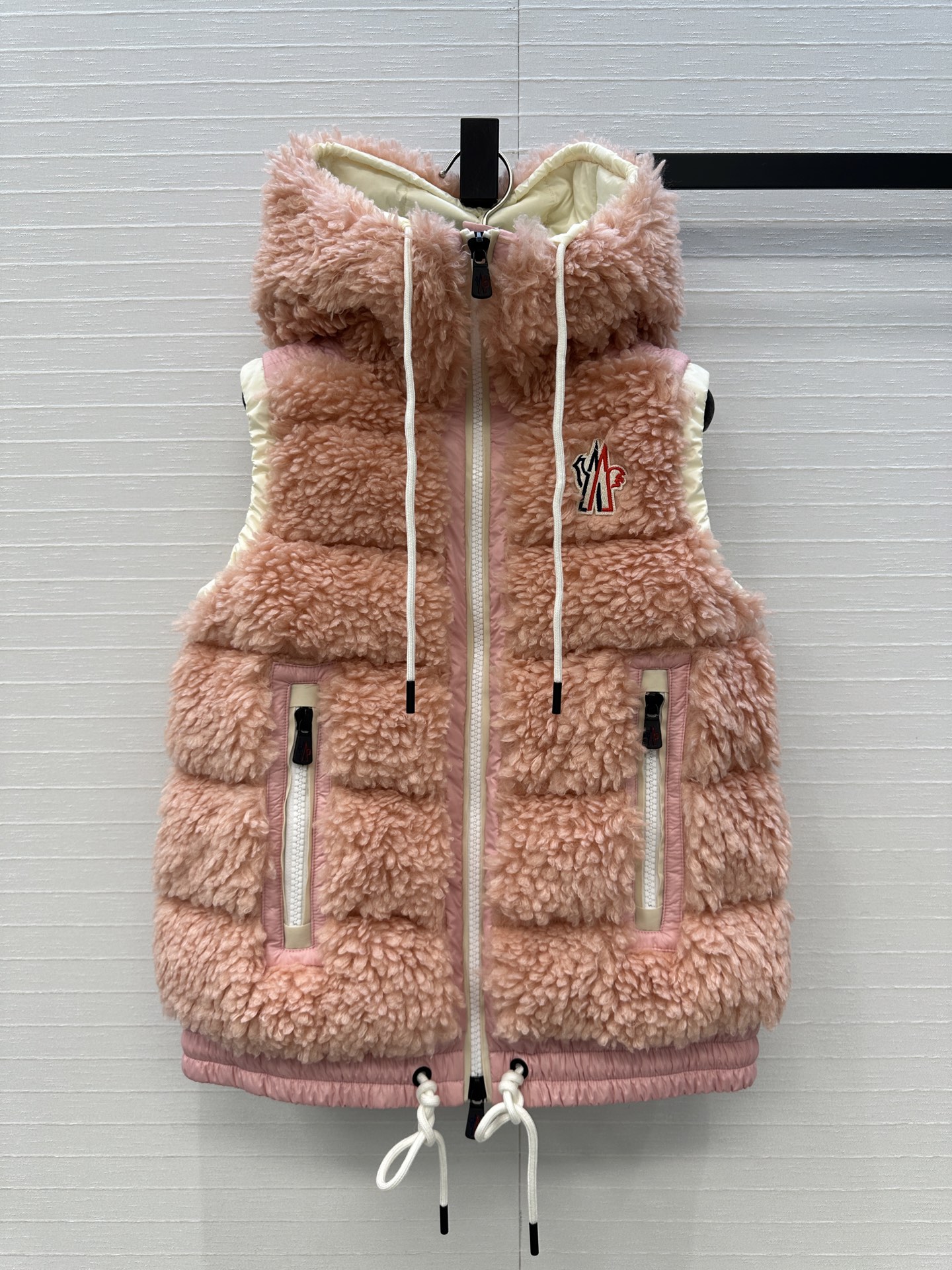 Moncler Women's Down Vest Lamb Wool Teddy Fleece Padded Outdoor Warm Coat 2 i1756578444617 3823 0 8