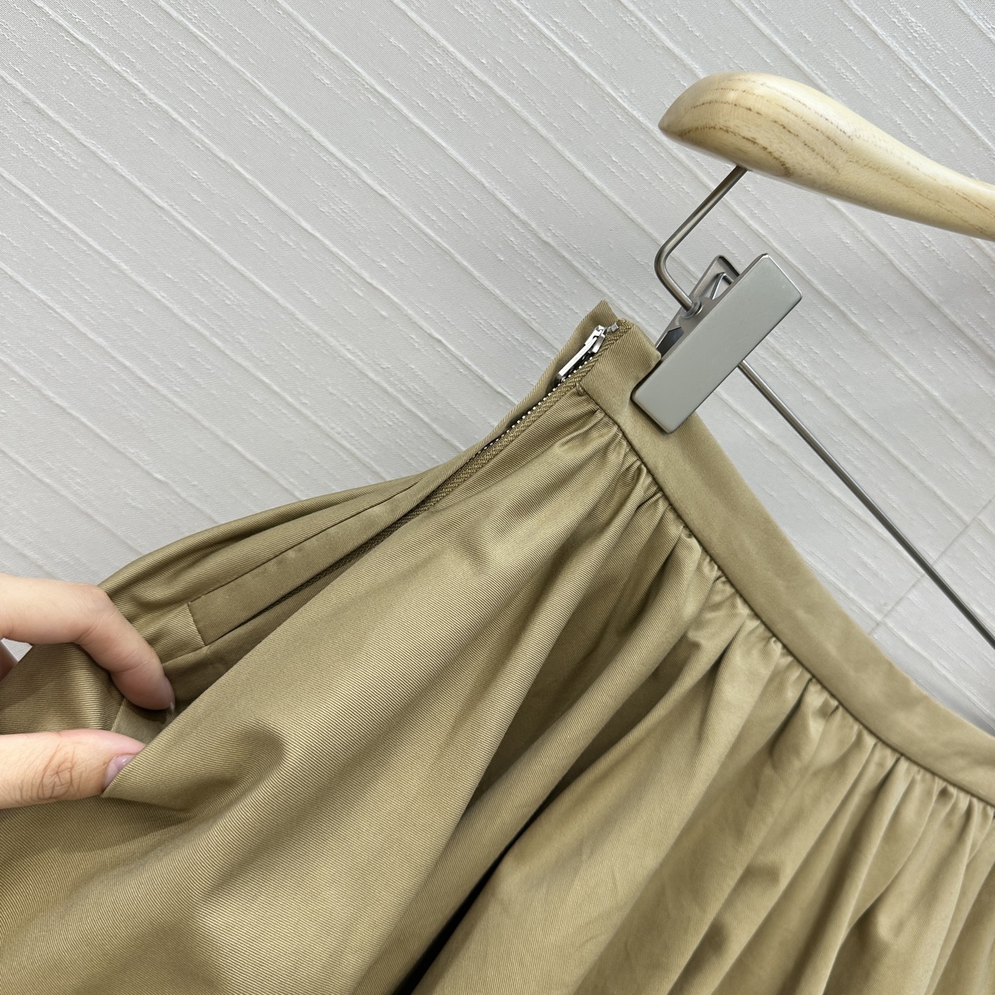 Dior Khaki Sweet Cool Girl Style Skirt, High Waist A-Line Mini Skirt 5 i1756668400633 9038 0 3