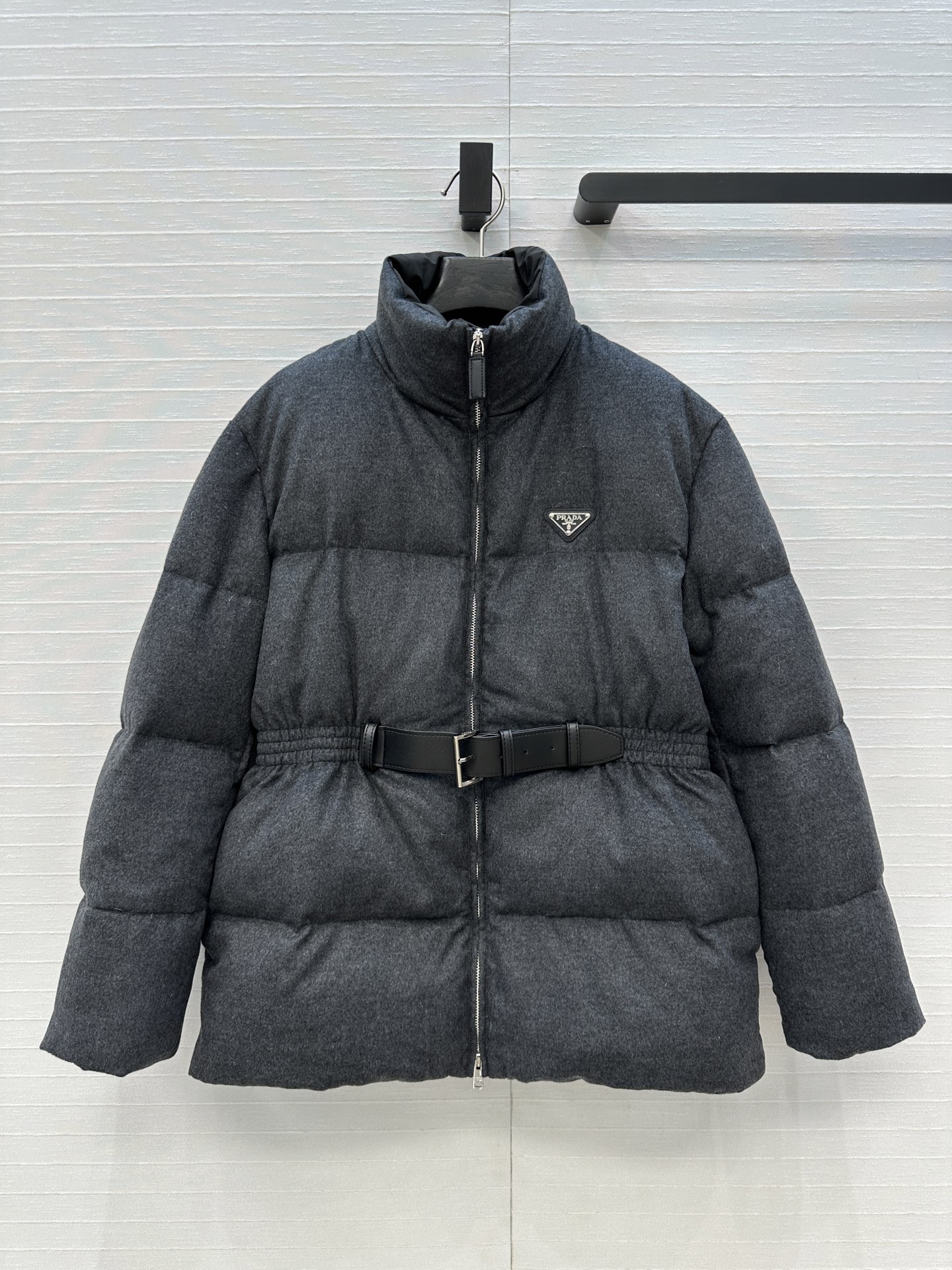 爆单推荐❤️Prad*早秋新品 立领皮带束腰毛呢羽绒服外套！不挑个子的中长款立体剪裁搭扣收腰版型上身时髦