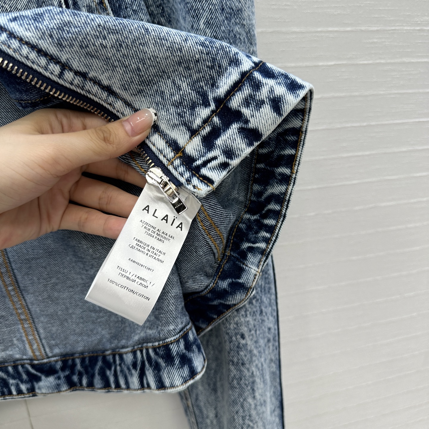 独家首发❤️爆单推荐，Alai*25新品时髦精穿搭！雪花洗水牛仔机车夹克！小立领弧形插肩袖设计立体感，后