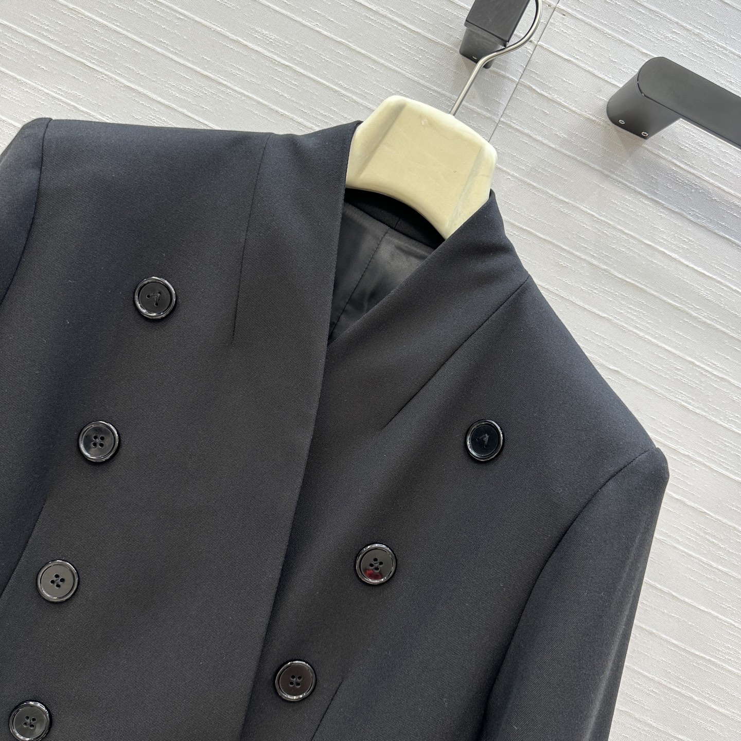 独家首发！Alai*秋冬新品超A的V型领西装大衣！自带直角肩茧型直身设计立体剪裁版型上身百搭不挑人干练潇