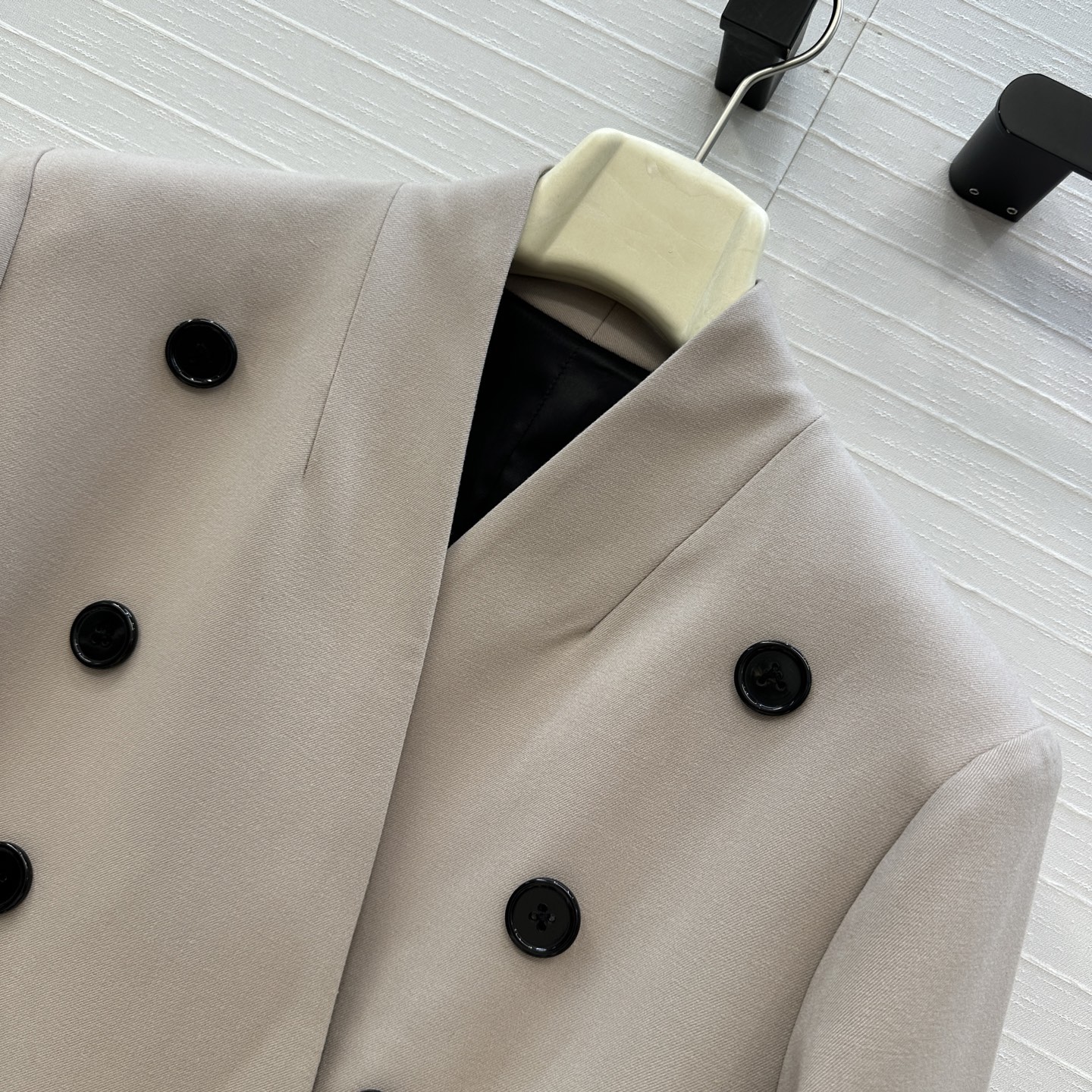 独家首发！Alai*秋冬新品超A的V型领西装大衣！自带直角肩茧型直身设计立体剪裁版型上身百搭不挑人干练潇