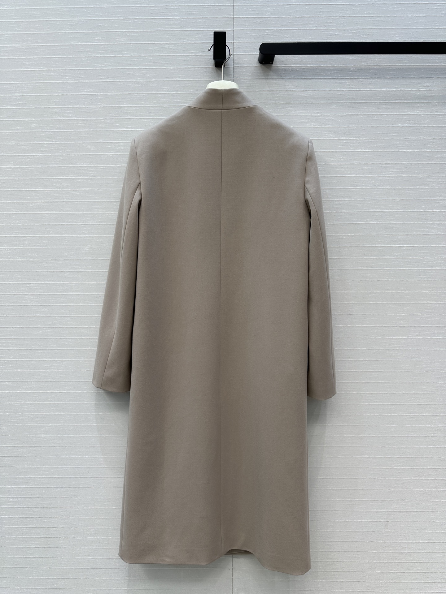 独家首发！Alai*秋冬新品超A的V型领西装大衣！自带直角肩茧型直身设计立体剪裁版型上身百搭不挑人干练潇