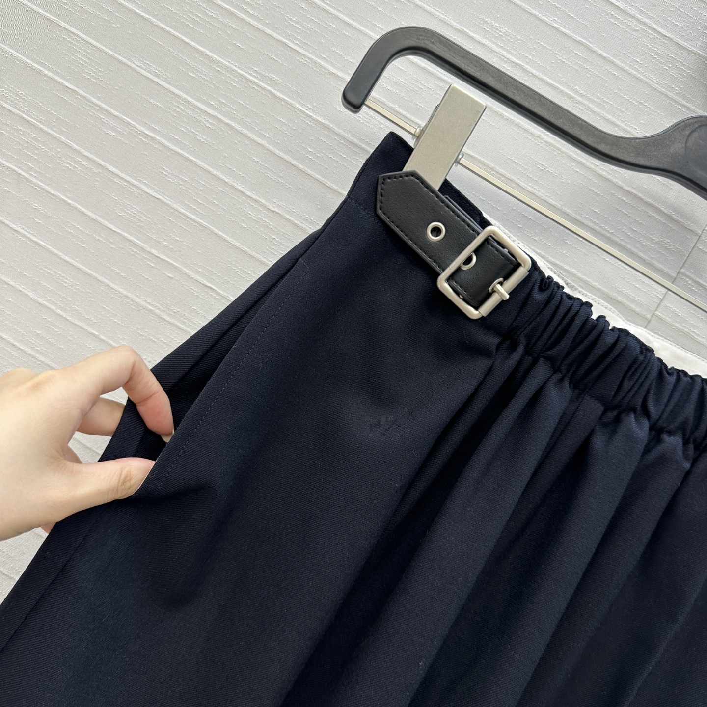 独家首发♥️Lw25新品皮带扣设计休闲小西裤！缩褶腰设计立裁中高腰修直西装裤！实穿又有设计感！休闲帅气通