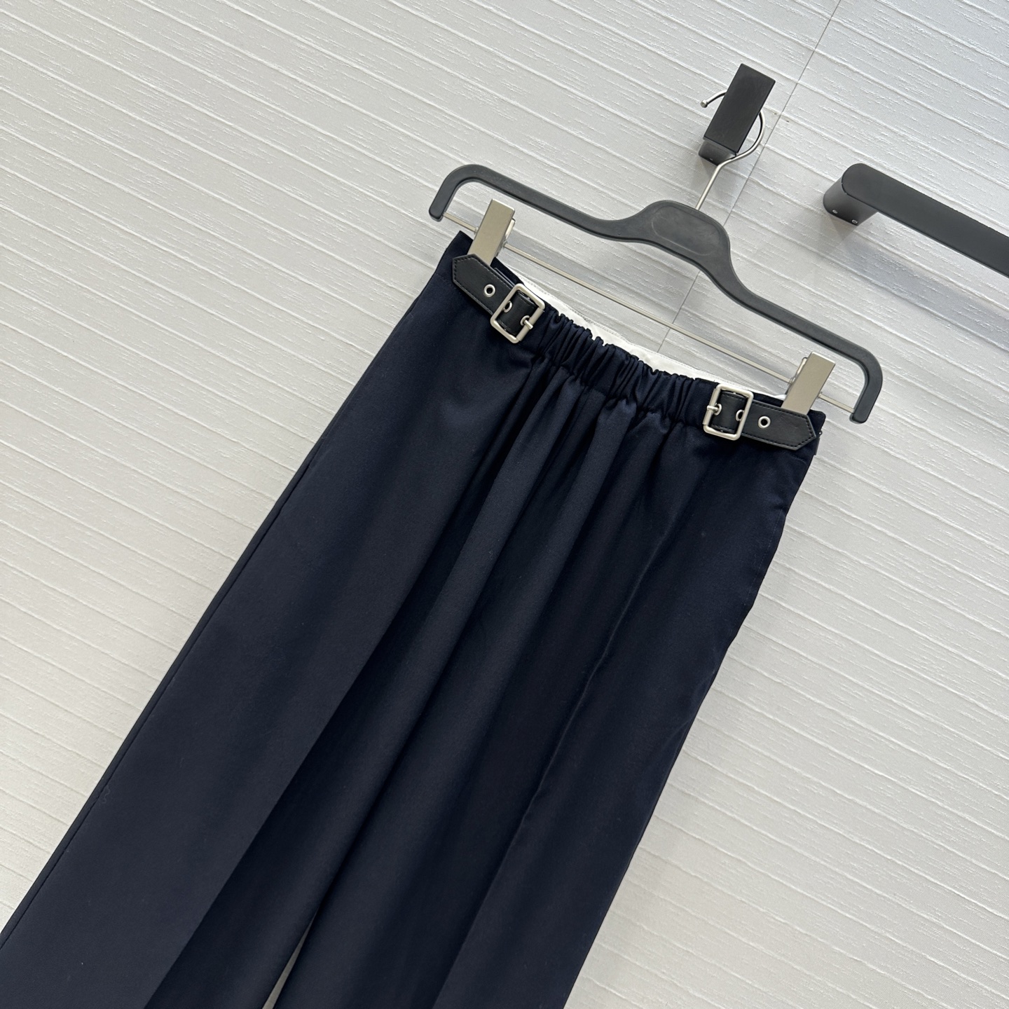 独家首发♥️Lw25新品皮带扣设计休闲小西裤！缩褶腰设计立裁中高腰修直西装裤！实穿又有设计感！休闲帅气通