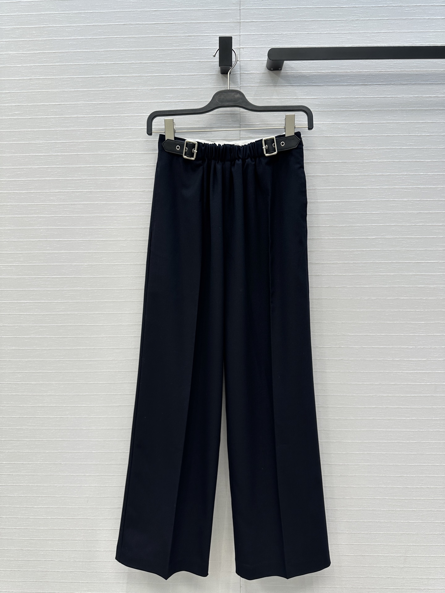 独家首发♥️Lw25新品皮带扣设计休闲小西裤！缩褶腰设计立裁中高腰修直西装裤！实穿又有设计感！休闲帅气通