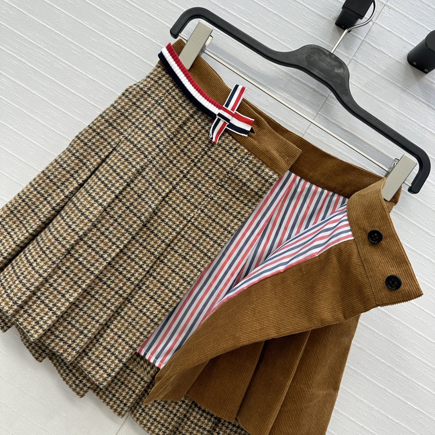 Houndstooth Pleated Skirt with Detachable Belt - Chic & Versatile 7 i1757526434855 7531 0 5