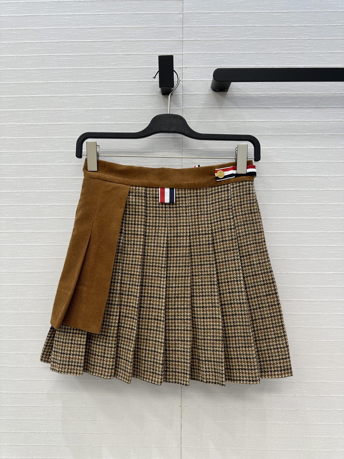 Houndstooth Pleated Skirt with Detachable Belt - Chic & Versatile 9 i1757526434993 494 0 7