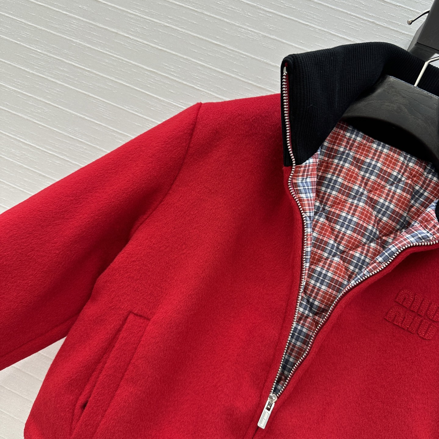 强烈推荐❤️miu系时髦分子风 立领毛呢棉服夹克外套，定位字母logo贴绣 格纹里衬拼接减龄感！螺纹边拼