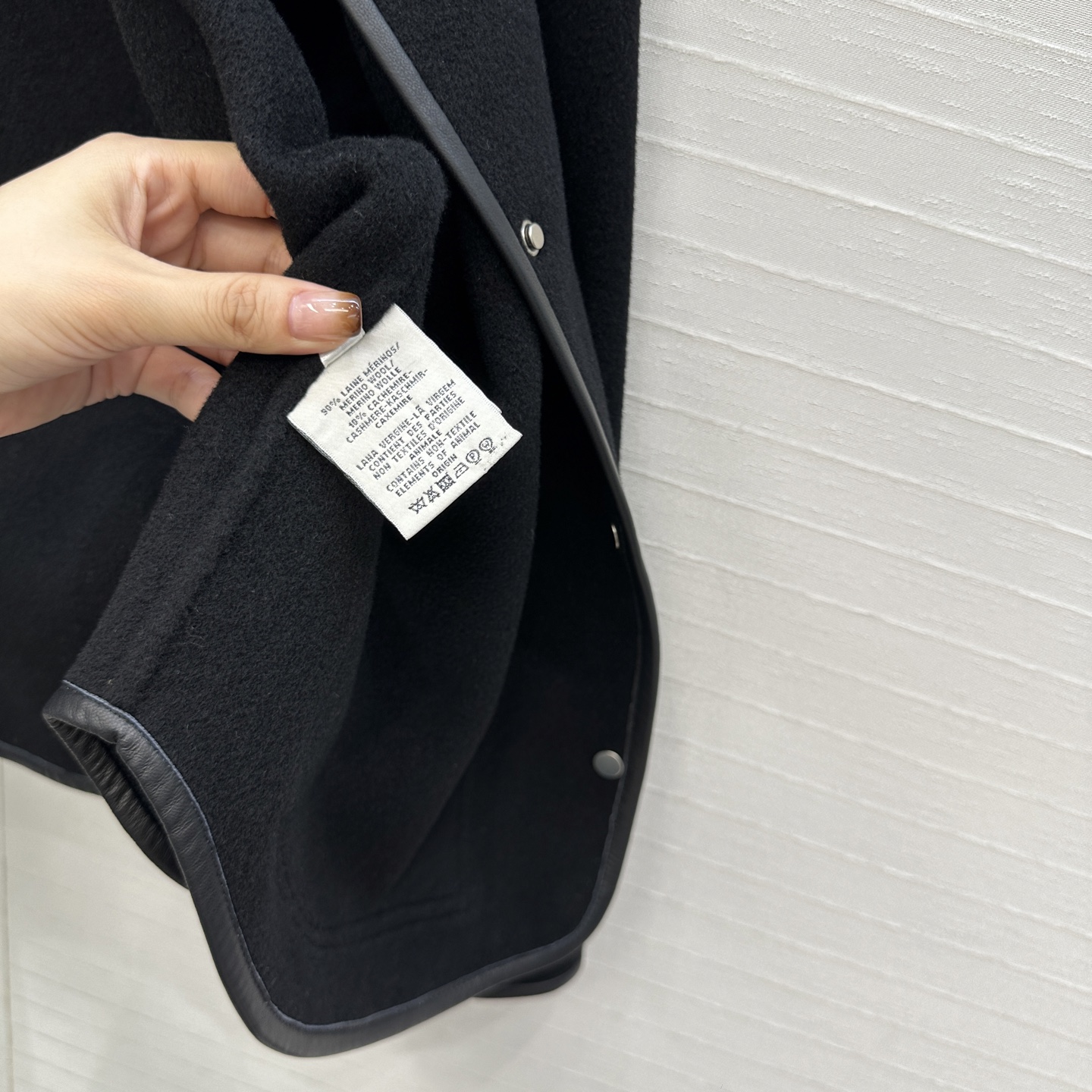 独家首发❤️H 马家新品手工羊毛廓形夹克外套！100%小羊皮菱格纹绗缝翻扣大口袋装饰，小羊皮拼接包边工艺