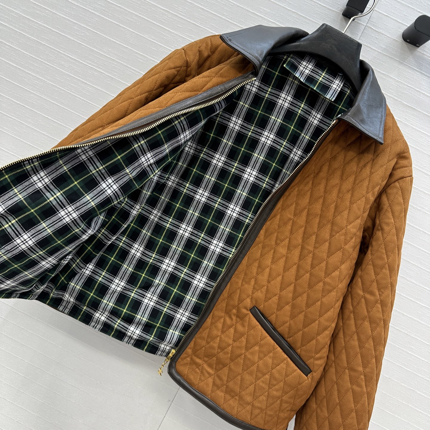 Quilted Suede Jacket with Plaid Lining - Warm, Stylish, and Comfortable 8 i1757882475880 342 0 6