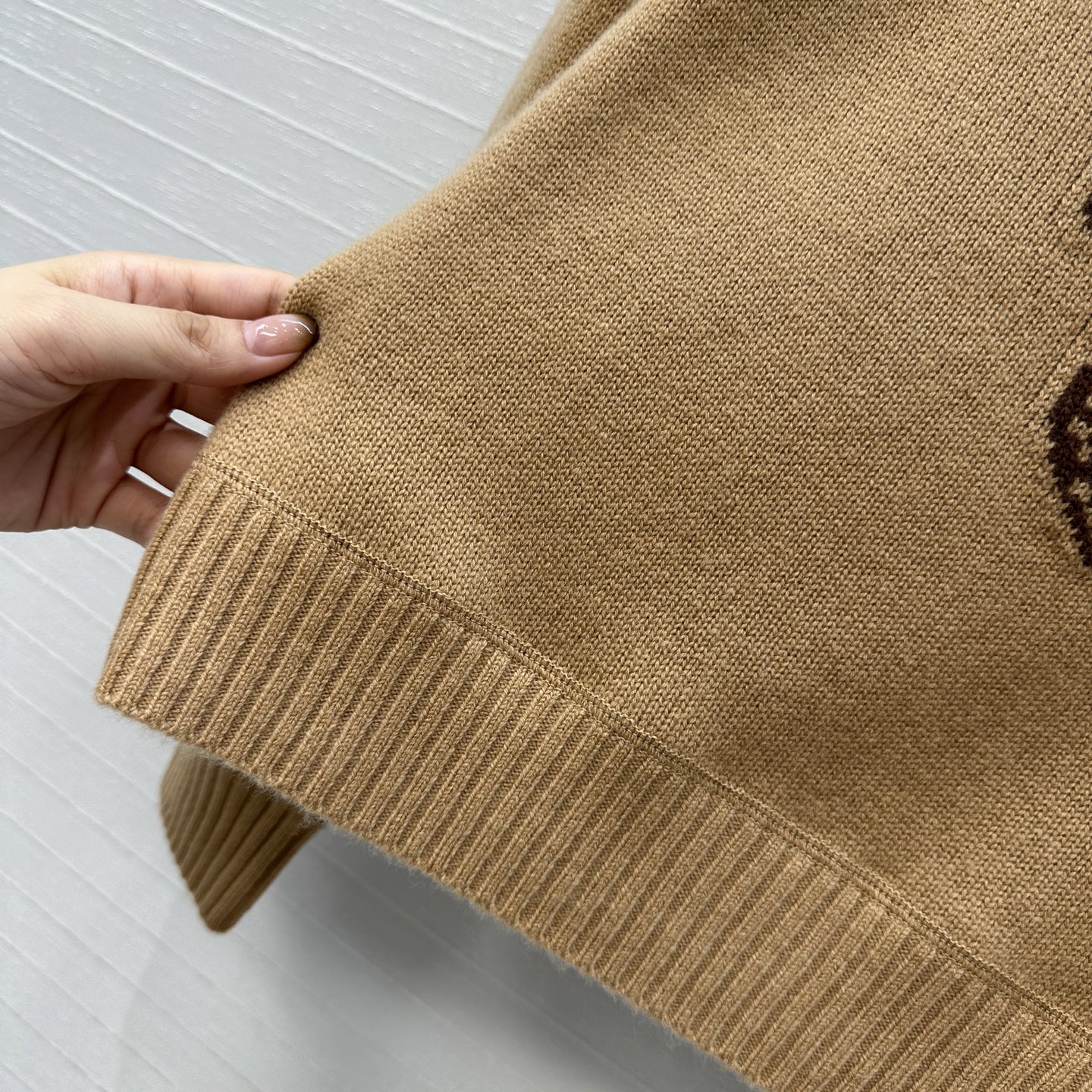 独家首发❤️高端原单品质 PR时髦精穿搭新品羊绒毛衣，极简主义叠搭高级单品，嵌花撞色字母低调奢华，气质减